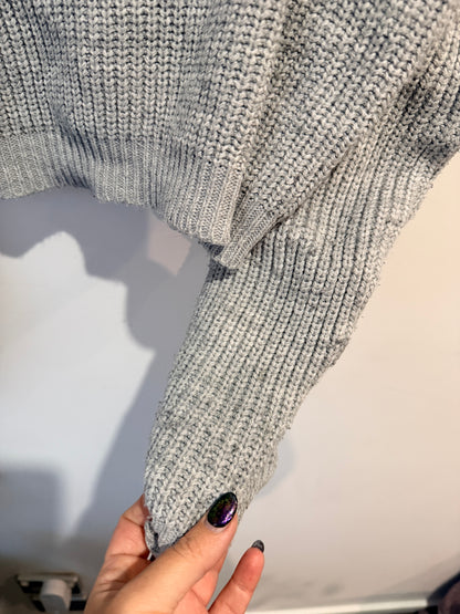 Boohoo V-neck Sweater Size L