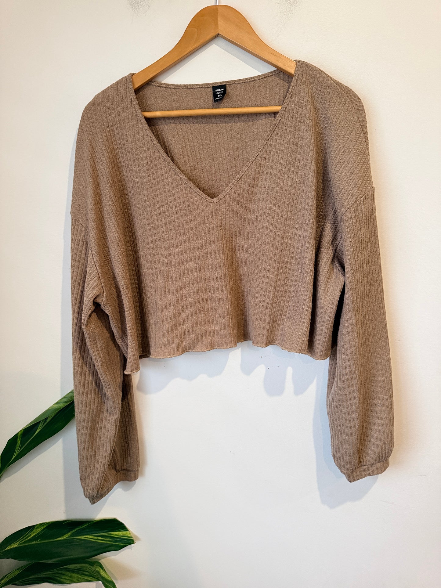 Shein Riptide V-neck Sweater Size 1XL