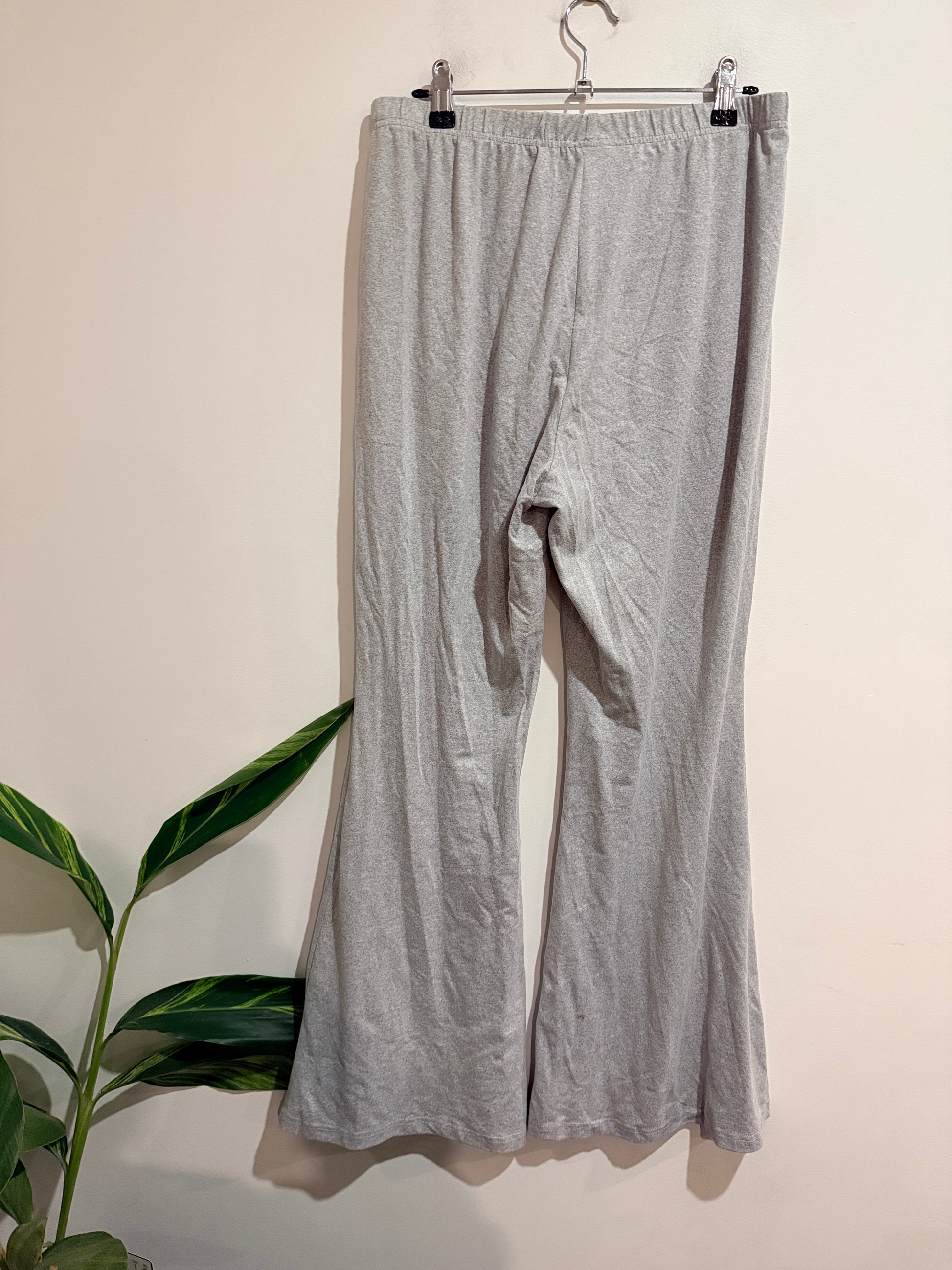 Shein Flare Pants Size XL