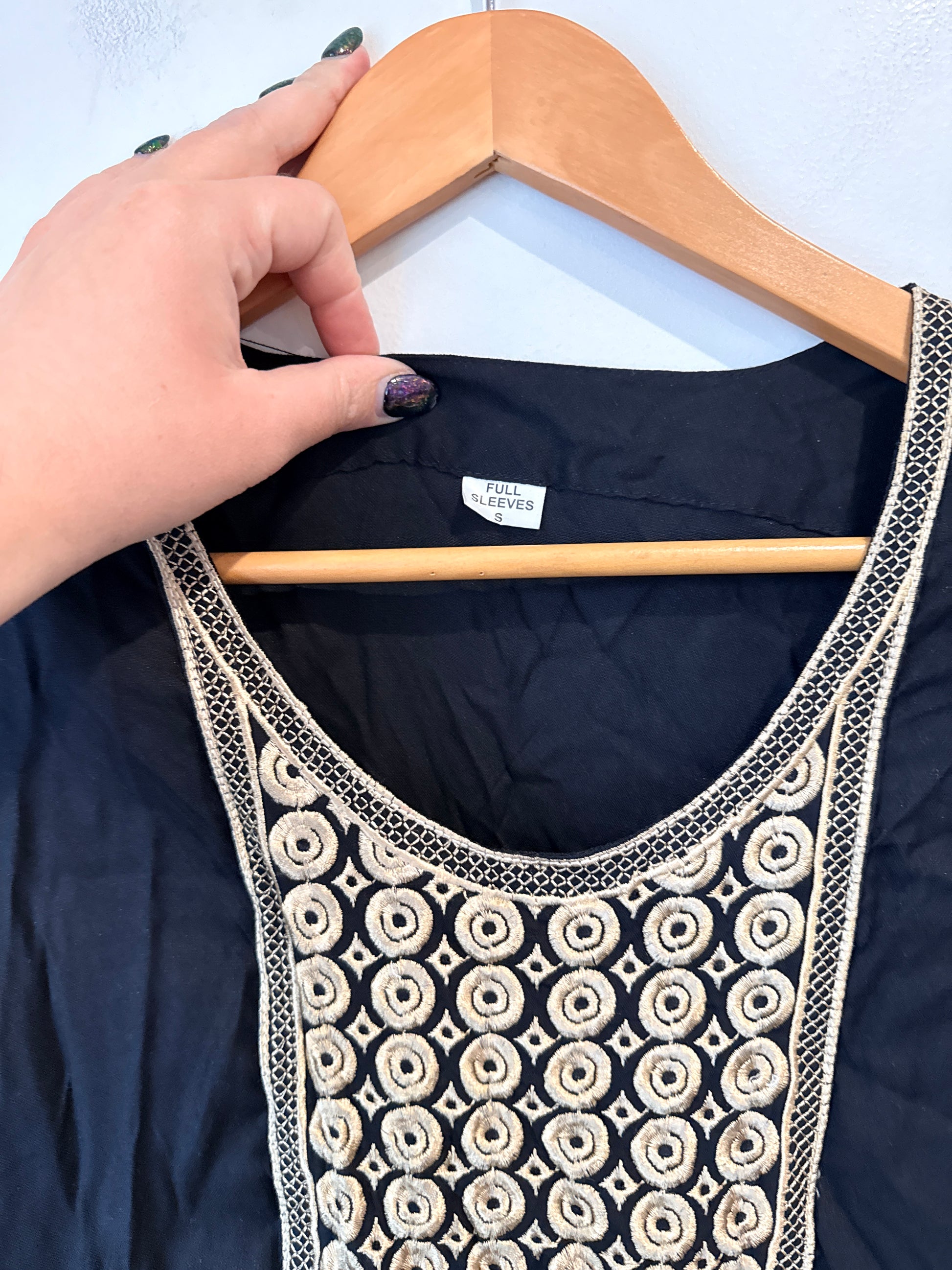 Ethnic Kurti Size S | U/Arm to U/Arm 48cm
