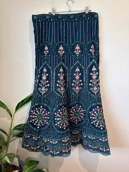 Brand Unknown Embroidered Lehenga Skirt Size Waist 98cm