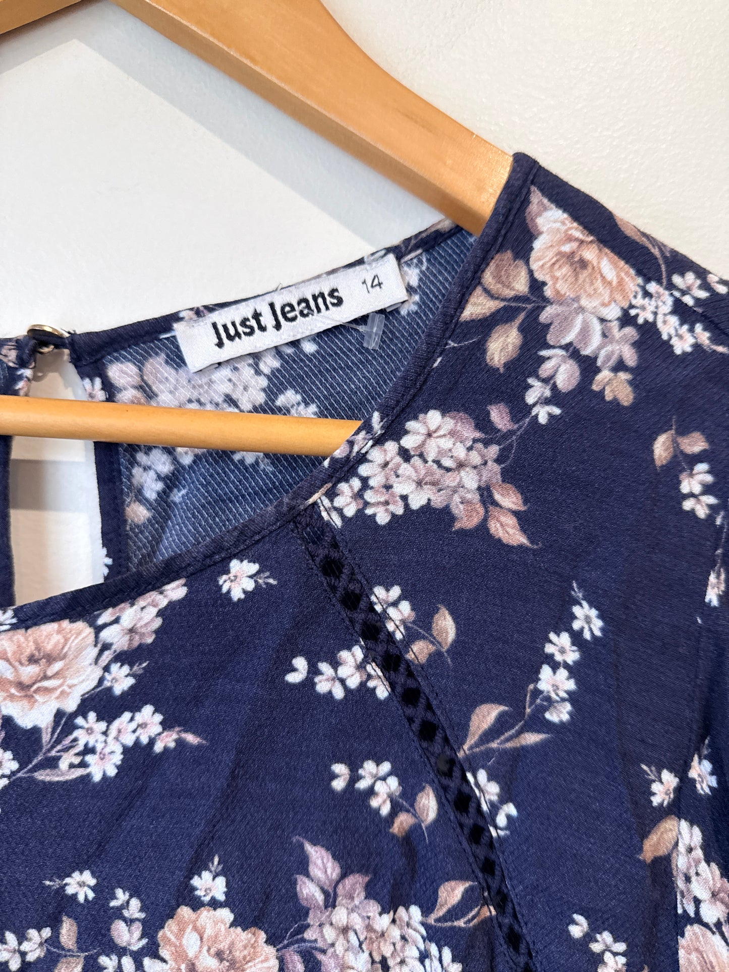 Just Jeans Floral Top Size 14