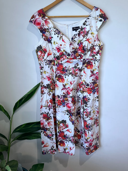Mesmerise Floral Sheath Dress Size 14
