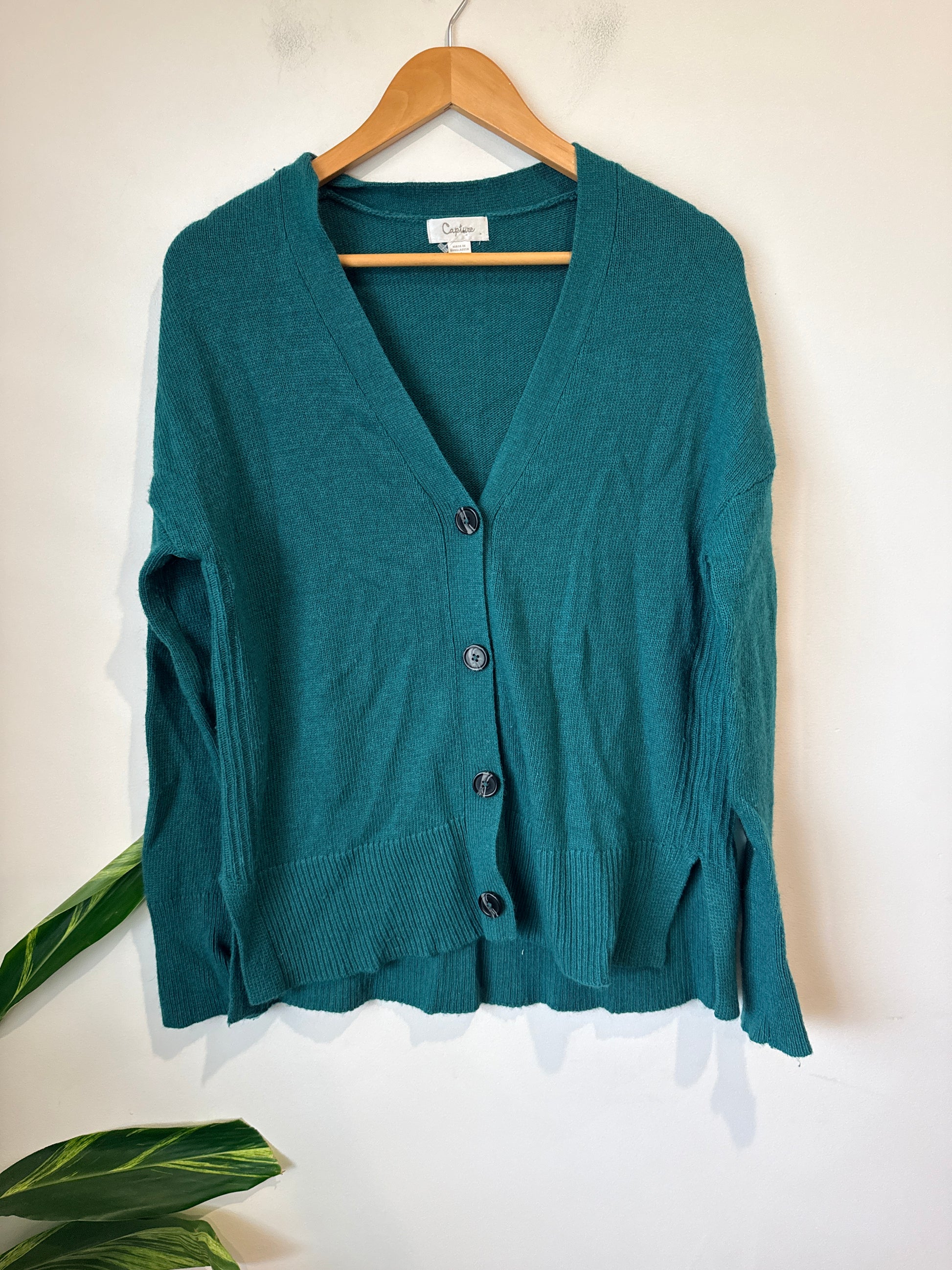 Capture Ribbed Knit Cardigan Size M