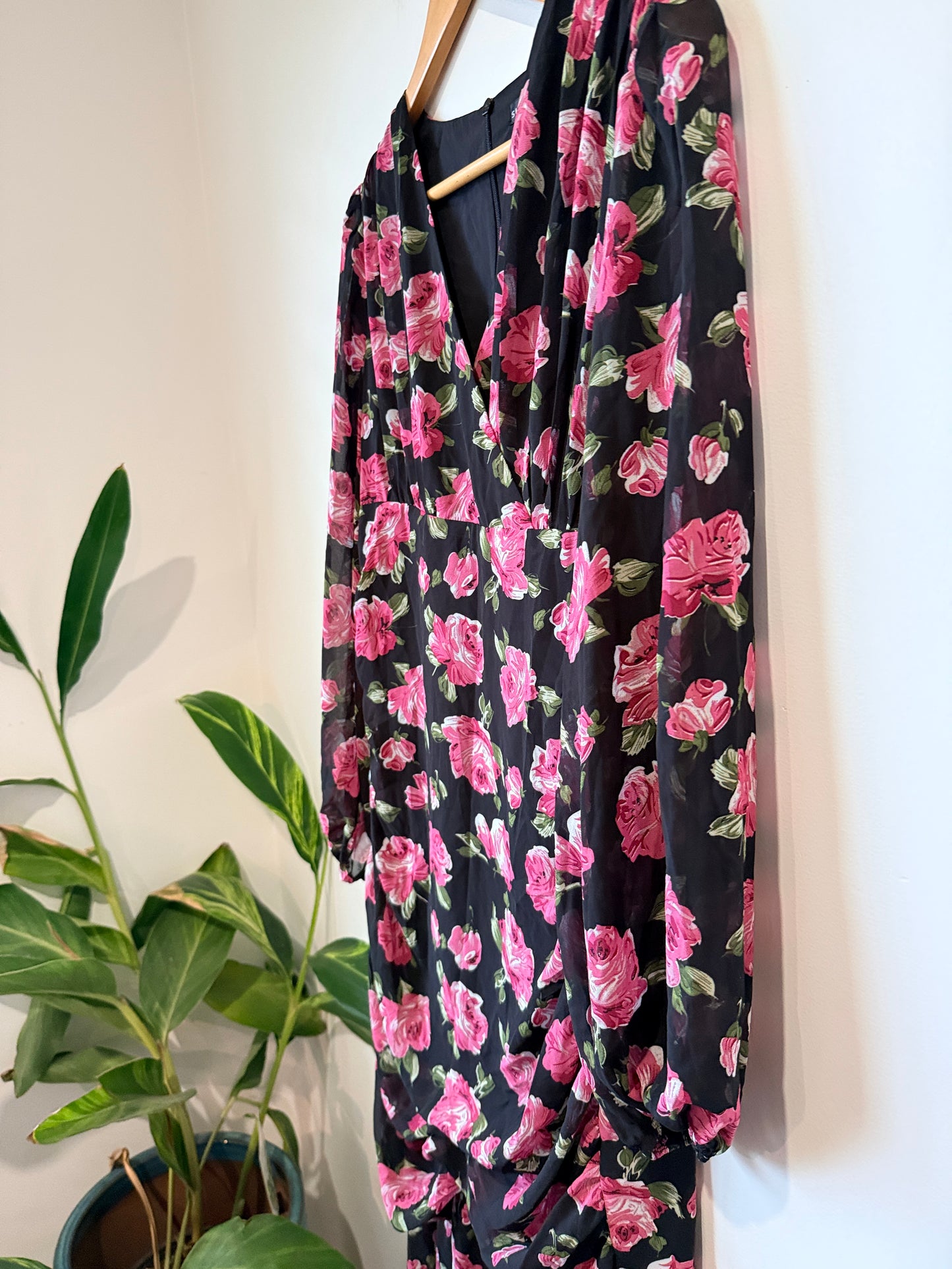 Shein Floral Long-sleeve Dress Size L