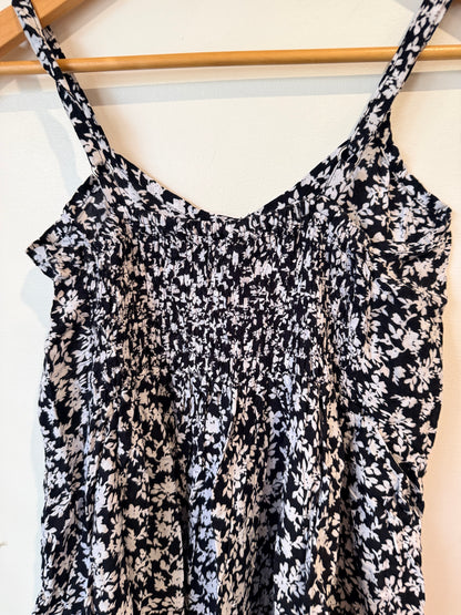 Floral Ditsy Print Dress Size U/Arm to U/Arm 38cm