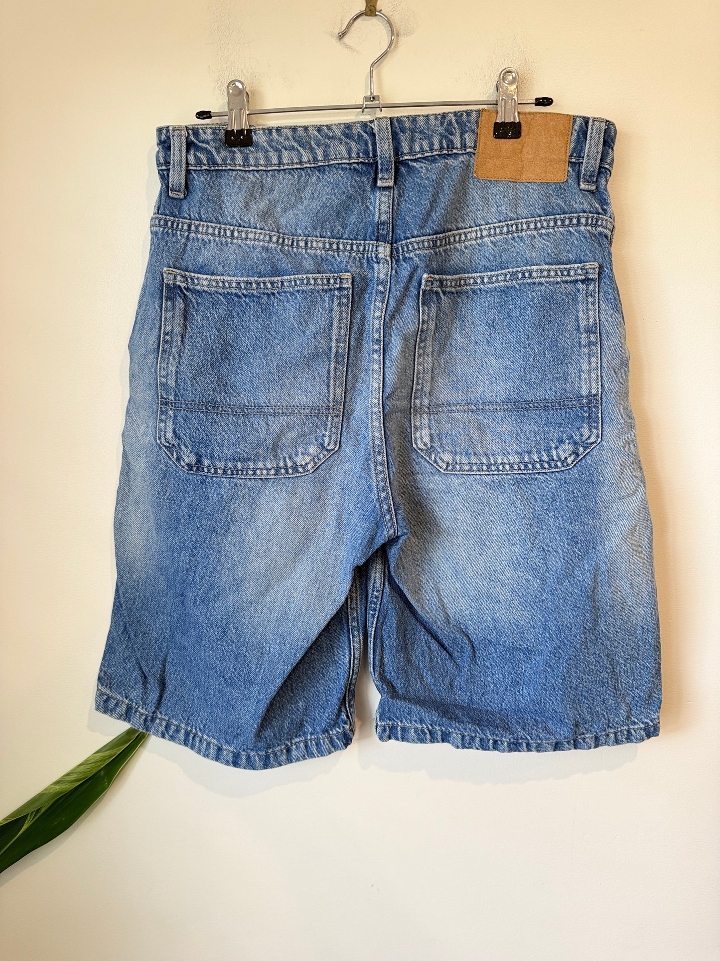 Cotton: On Carpenter Shorts Size 28