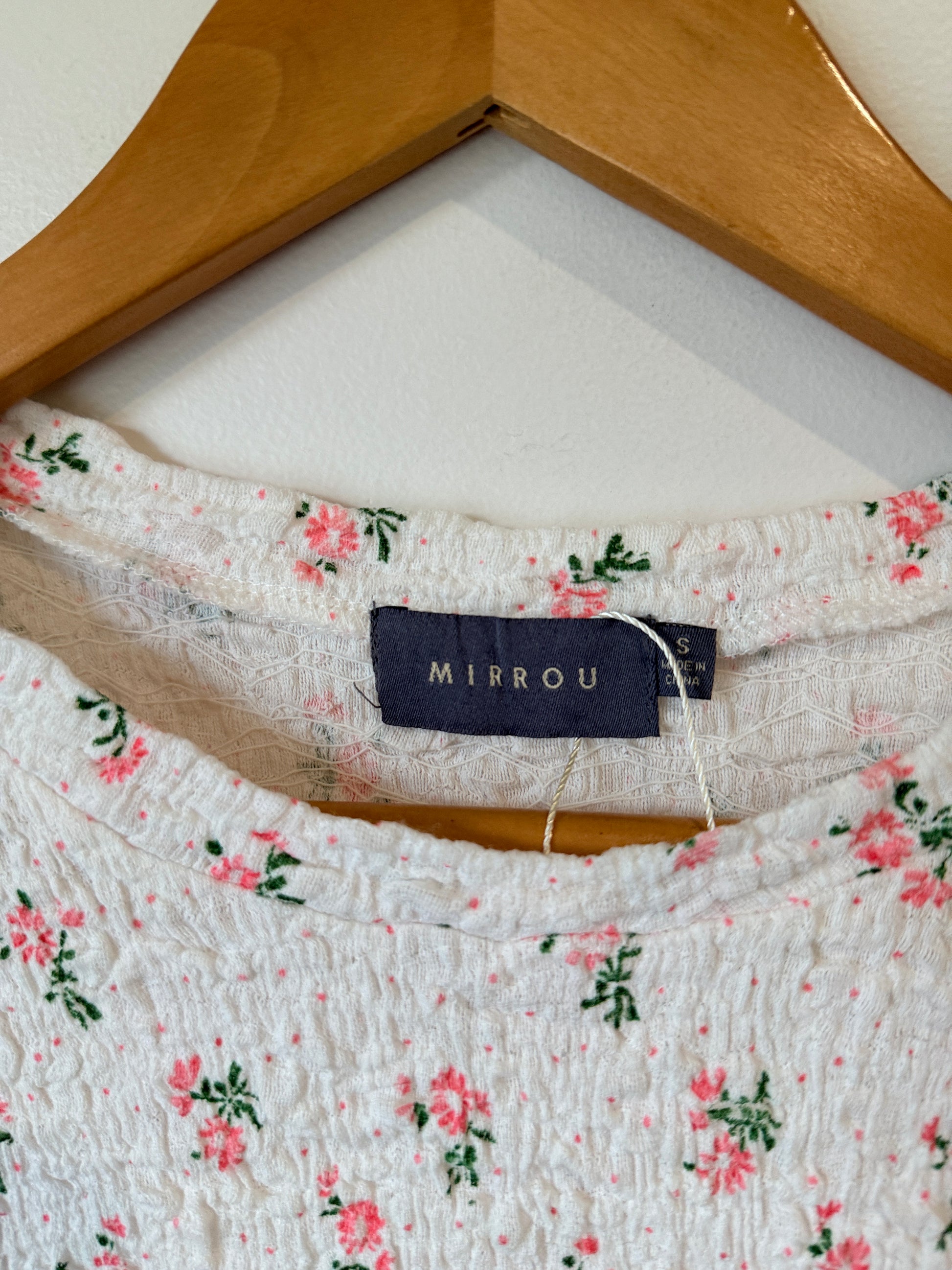 Mirrou Floral Puff Sleeve Shirt Size S