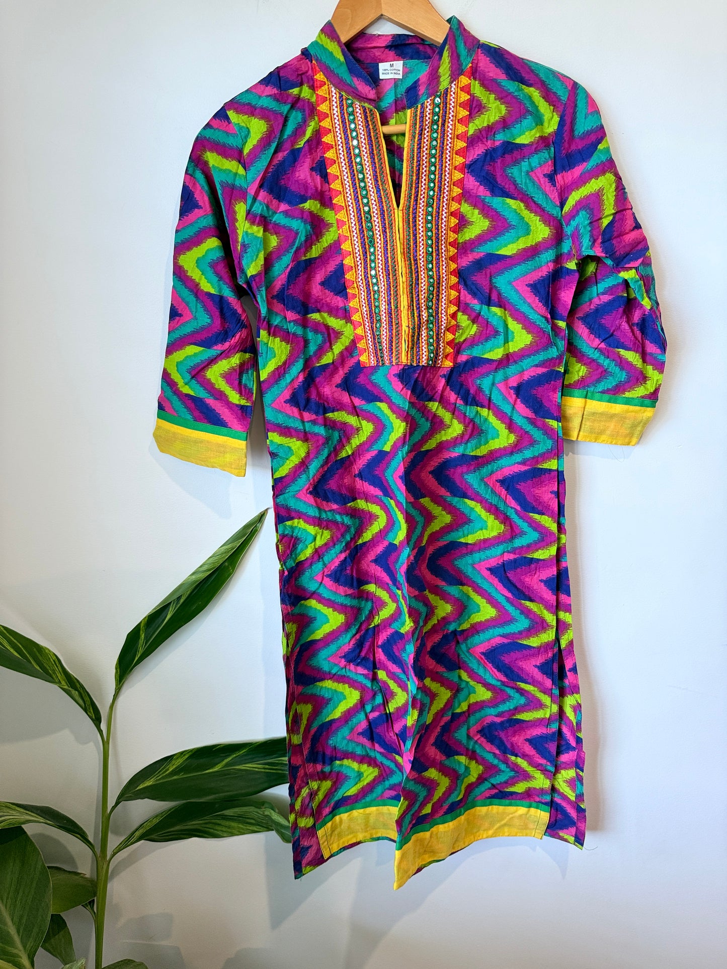Printed Kurta Size M | U/Arm to U/Arm 48cm