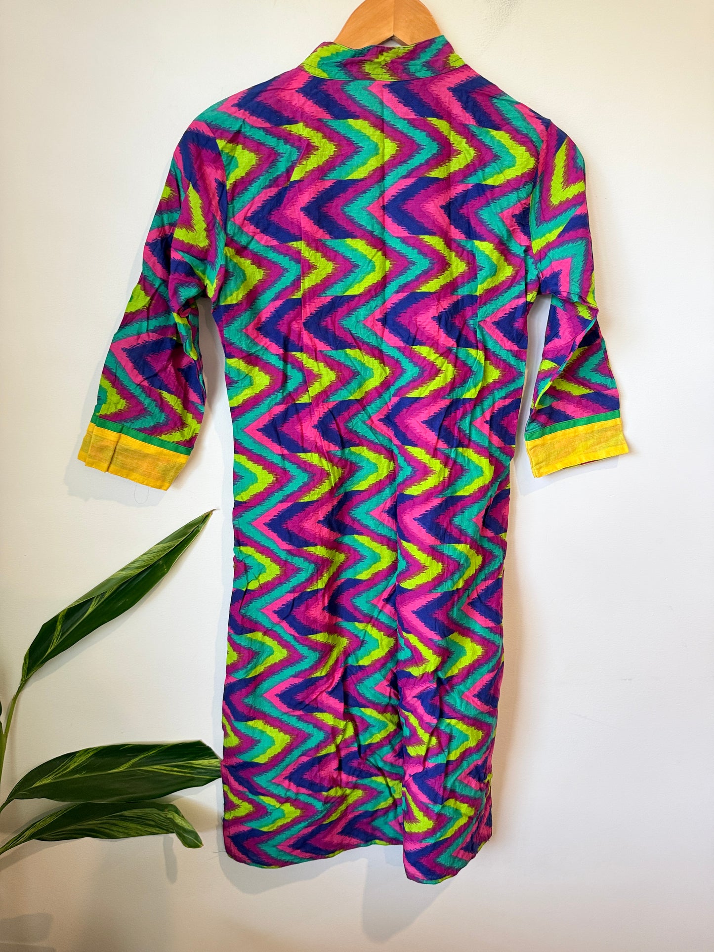 Printed Kurta Size M | U/Arm to U/Arm 48cm