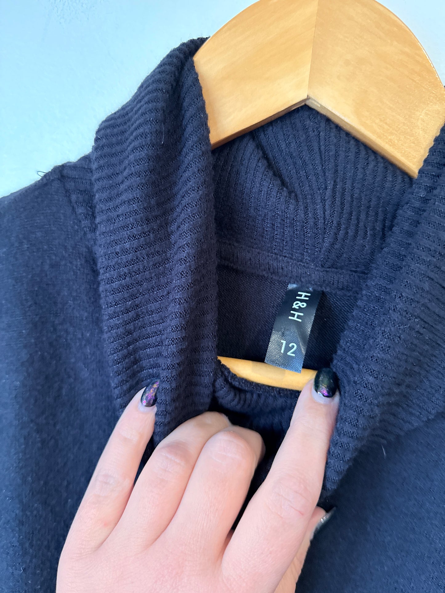 H & H Turtleneck Long-sleeve Knit Top Size 12