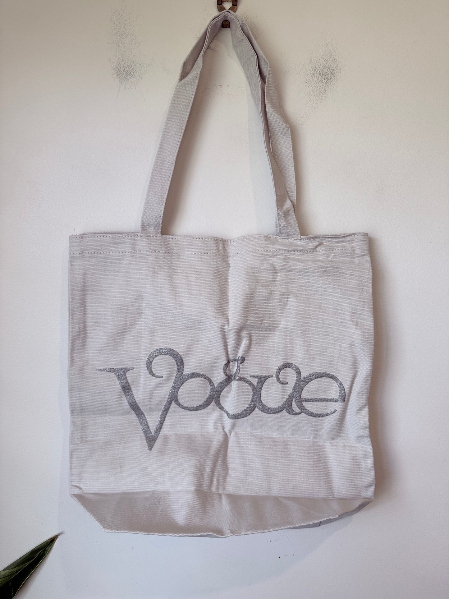 Vogue Canvas Tote Bag – Light Beige