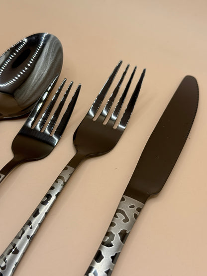 5-Piece 6-Place Setting Stainless Steel Leopard Print Cutlery Set