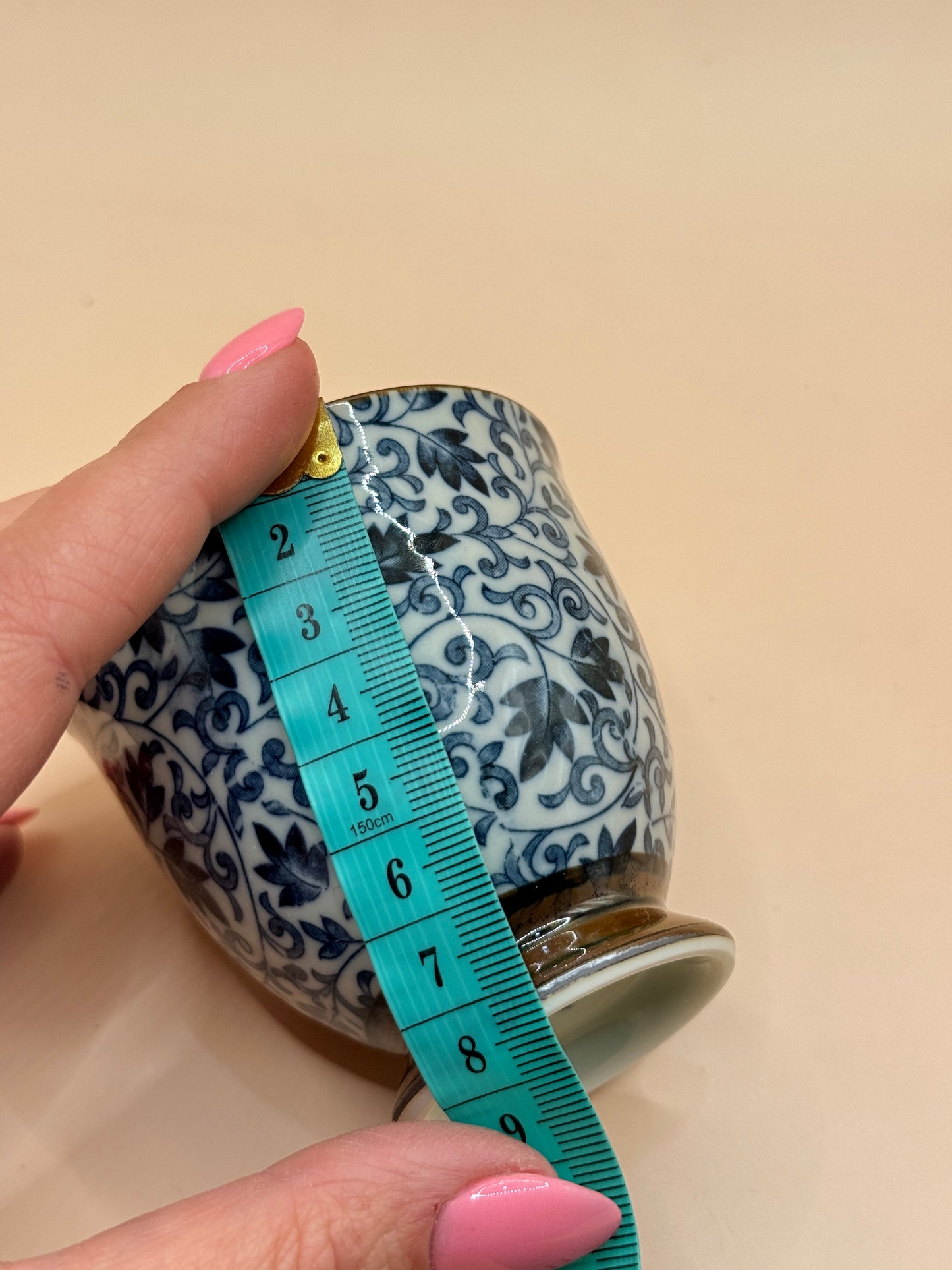 Japanese Porcelain Tea Cup – Blue Floral Vine Pattern