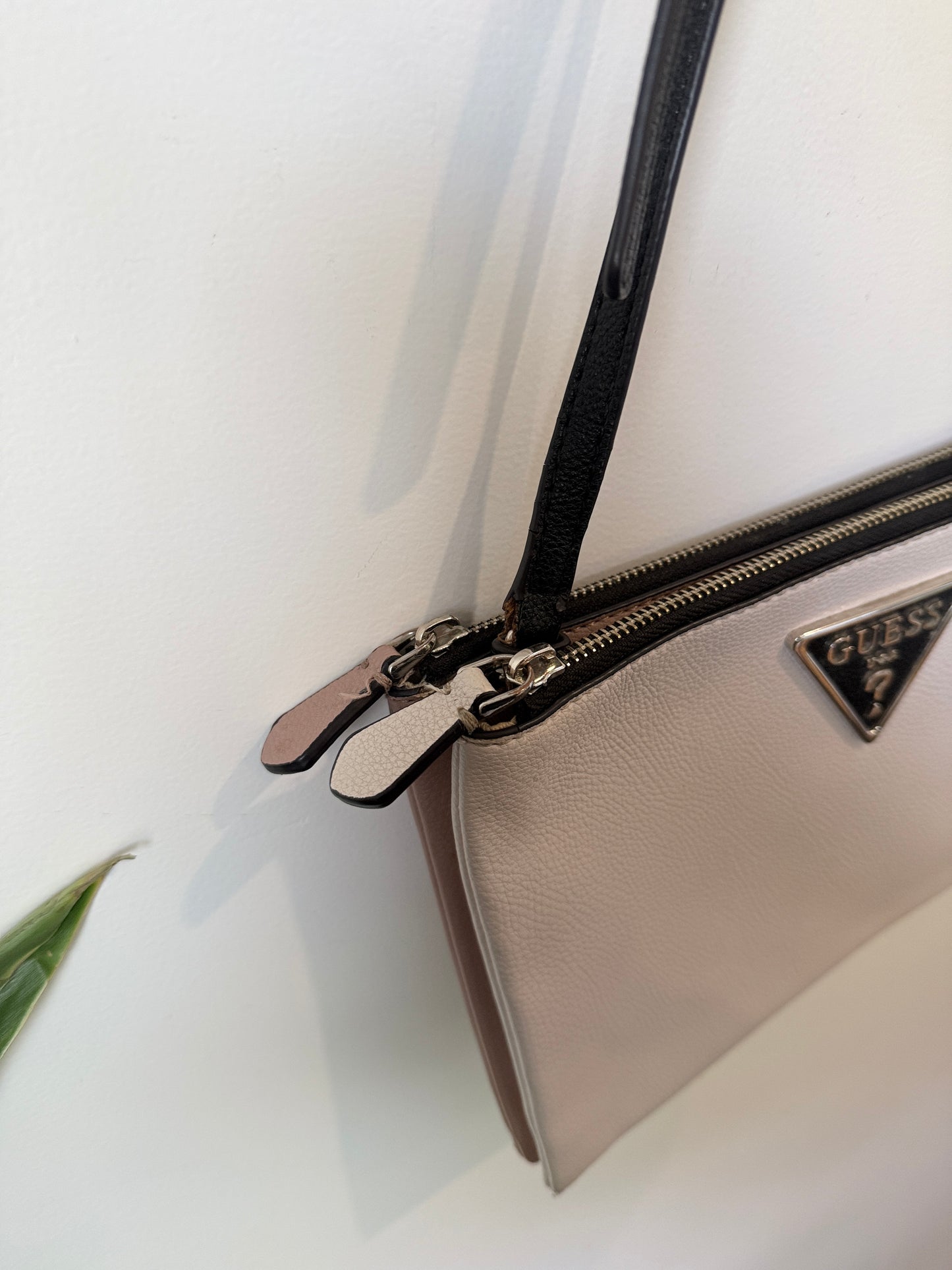 Guess White & Black Crossbody Bag Small