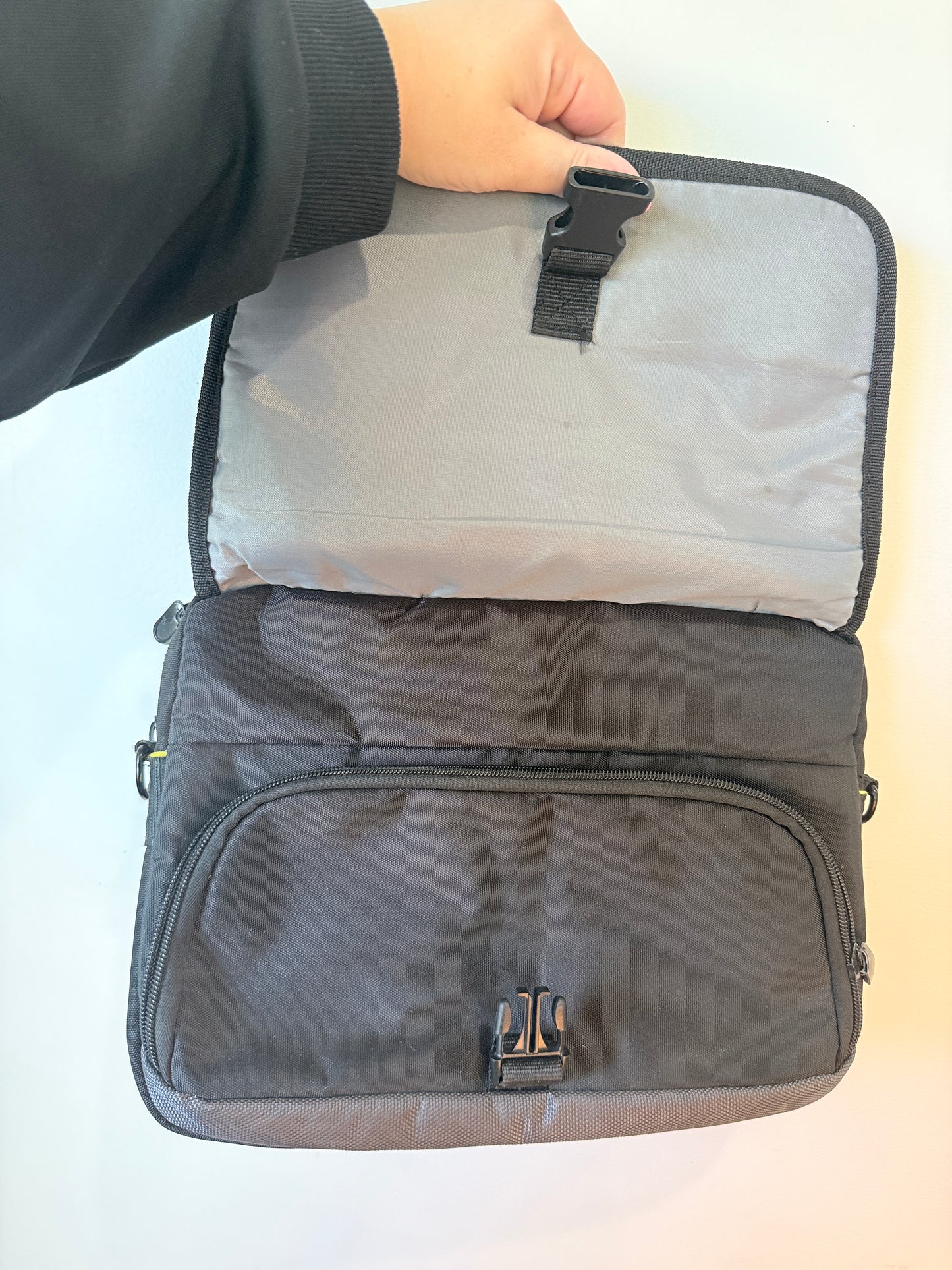 Targus 13” Laptop Briefcase Messenger Bag – Black & Grey