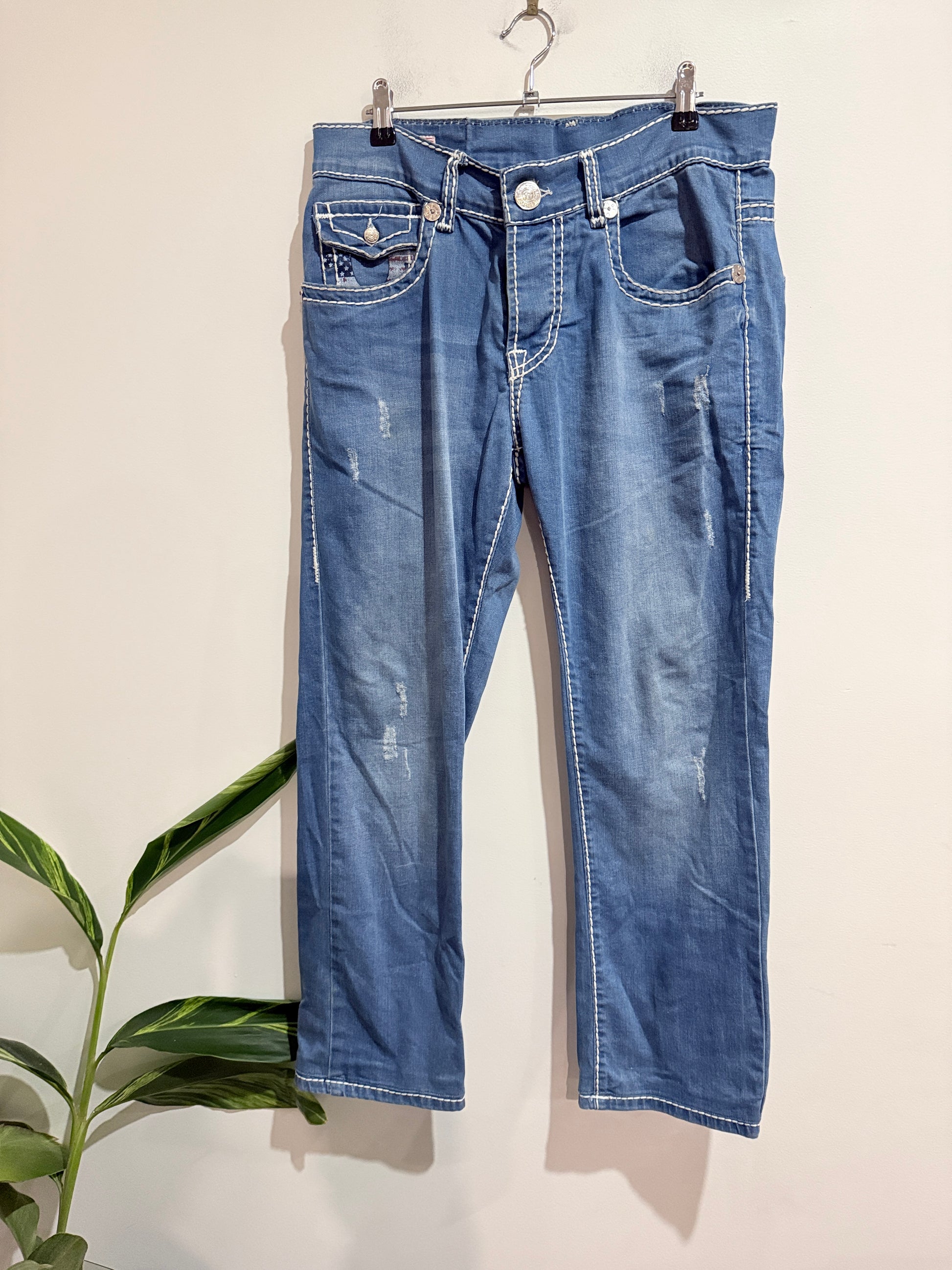 True Religion Distressed Denim Pants Size 32 | Waist 90cm