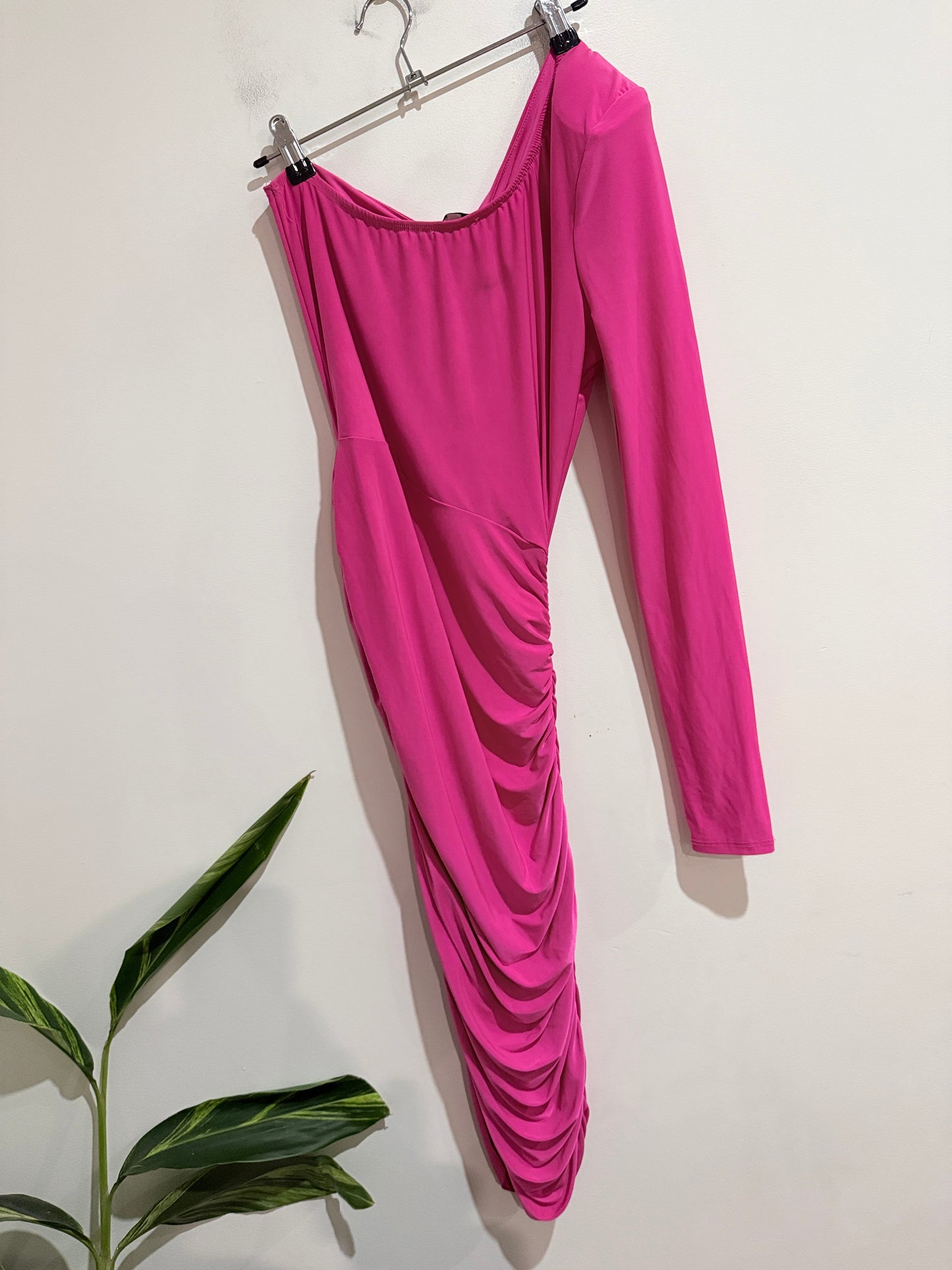 Fashion Nova Asymmetric Ruched Dress Size L