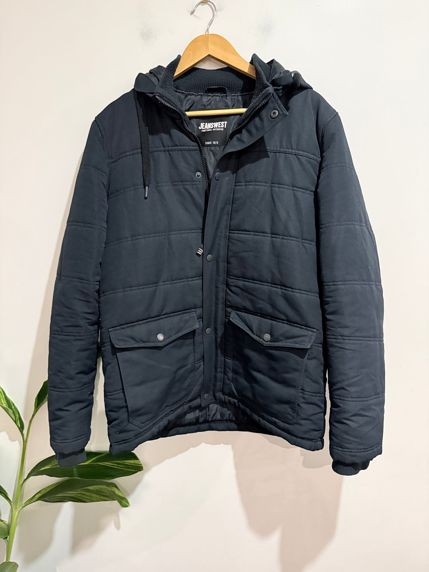 Jeanswest Hooded Puffer Jacket Size L