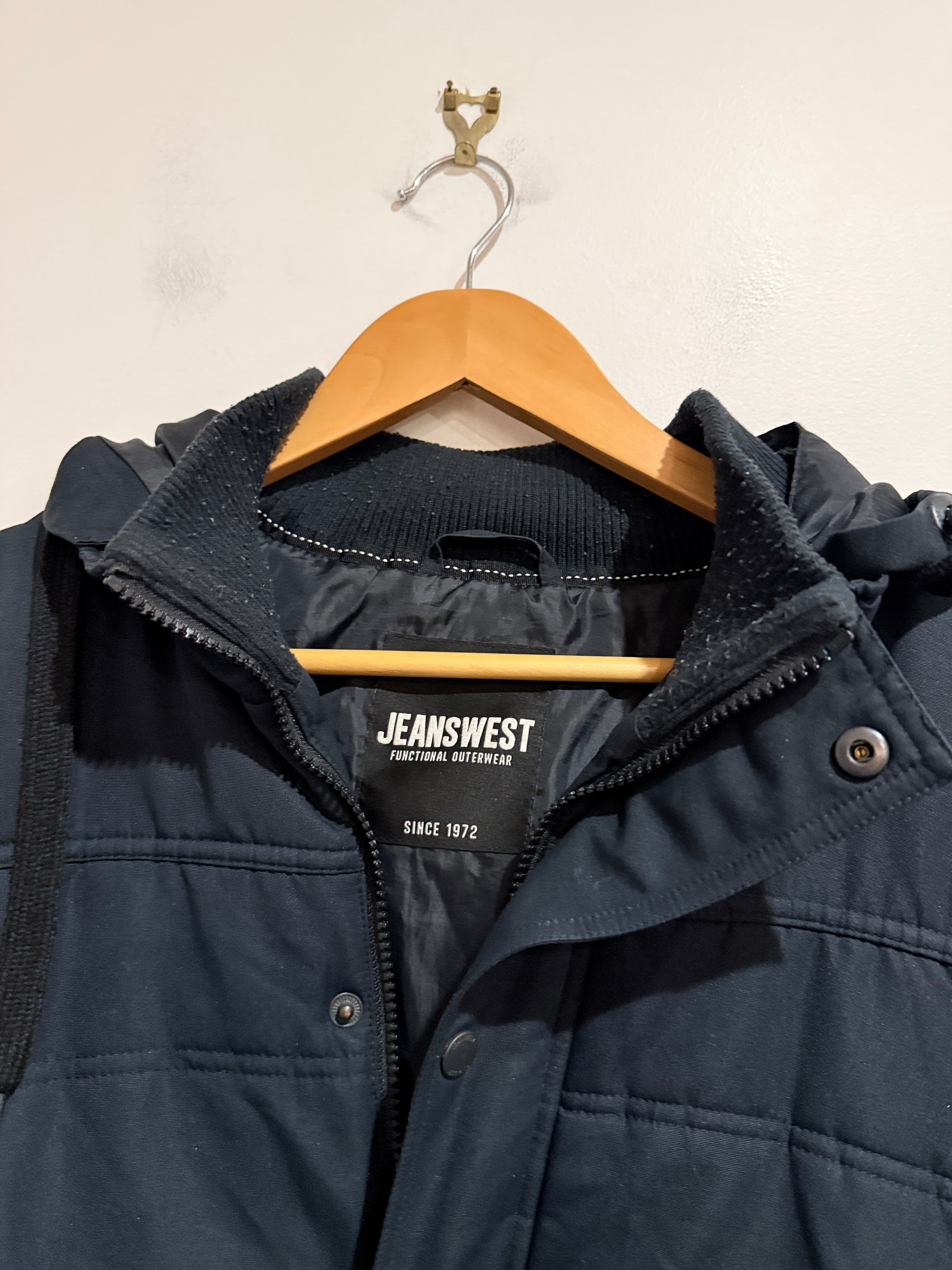 Jeanswest Hooded Puffer Jacket Size L