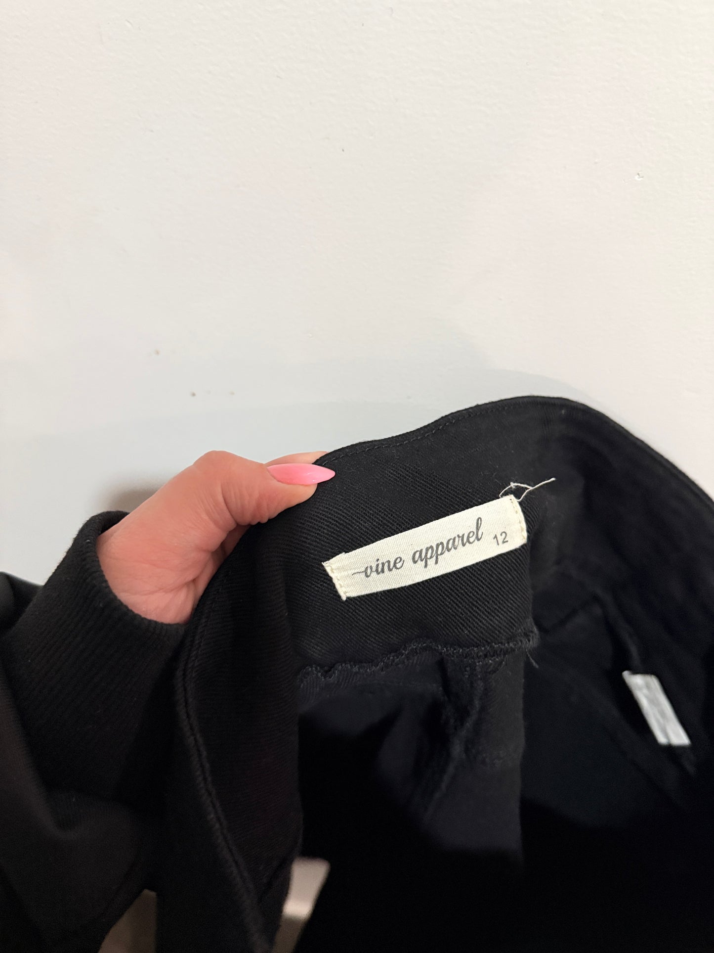 Vine Apparel U Flared Skirt Size 12