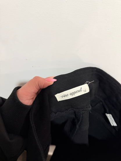 Vine Apparel U Flared Skirt Size 12