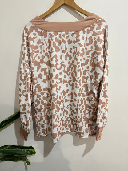 Brand Unknown Maddi Oversized Top Size L | U/Arm to U/Arm 59cm