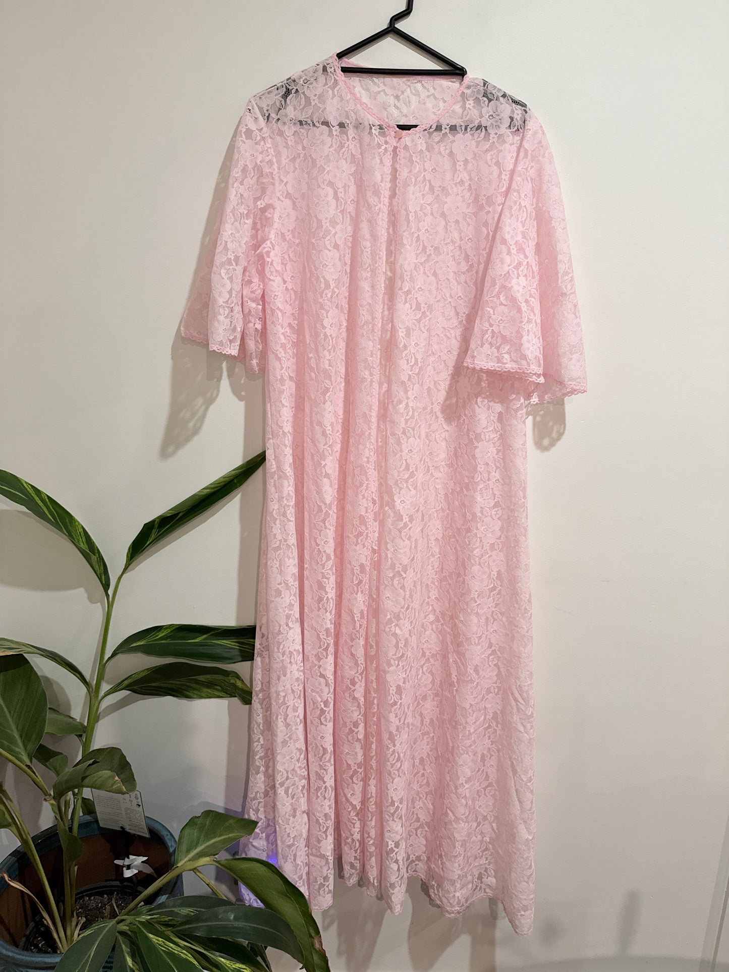 Lace Dress Size U/Arm to U/Arm 58cm