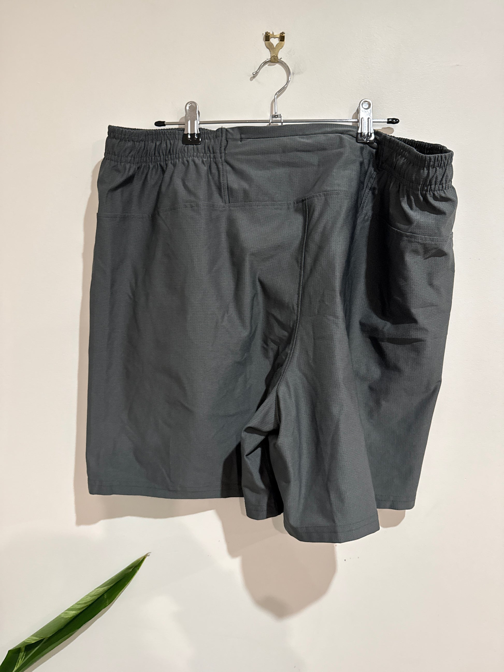 Active Intent Athletic Shorts Size 2XL
