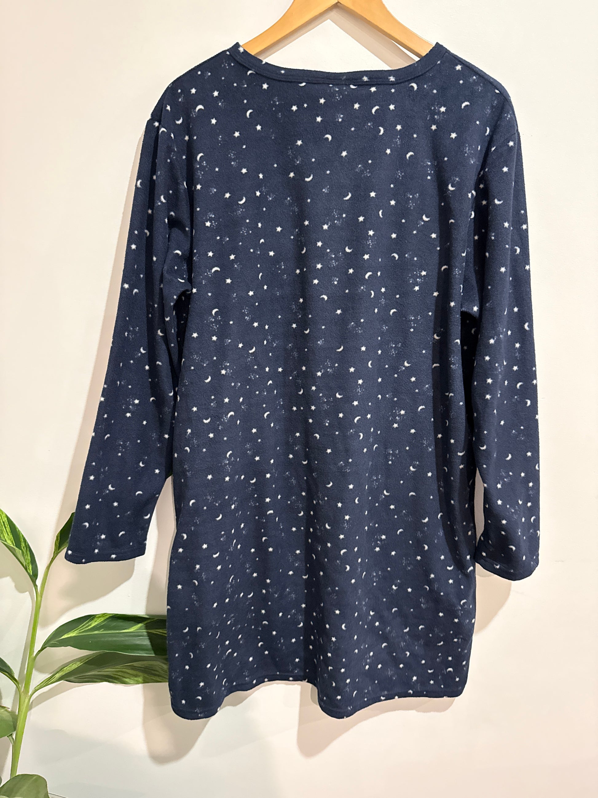 Sweetdreams Legend Long-sleeve Nightdress Size XL