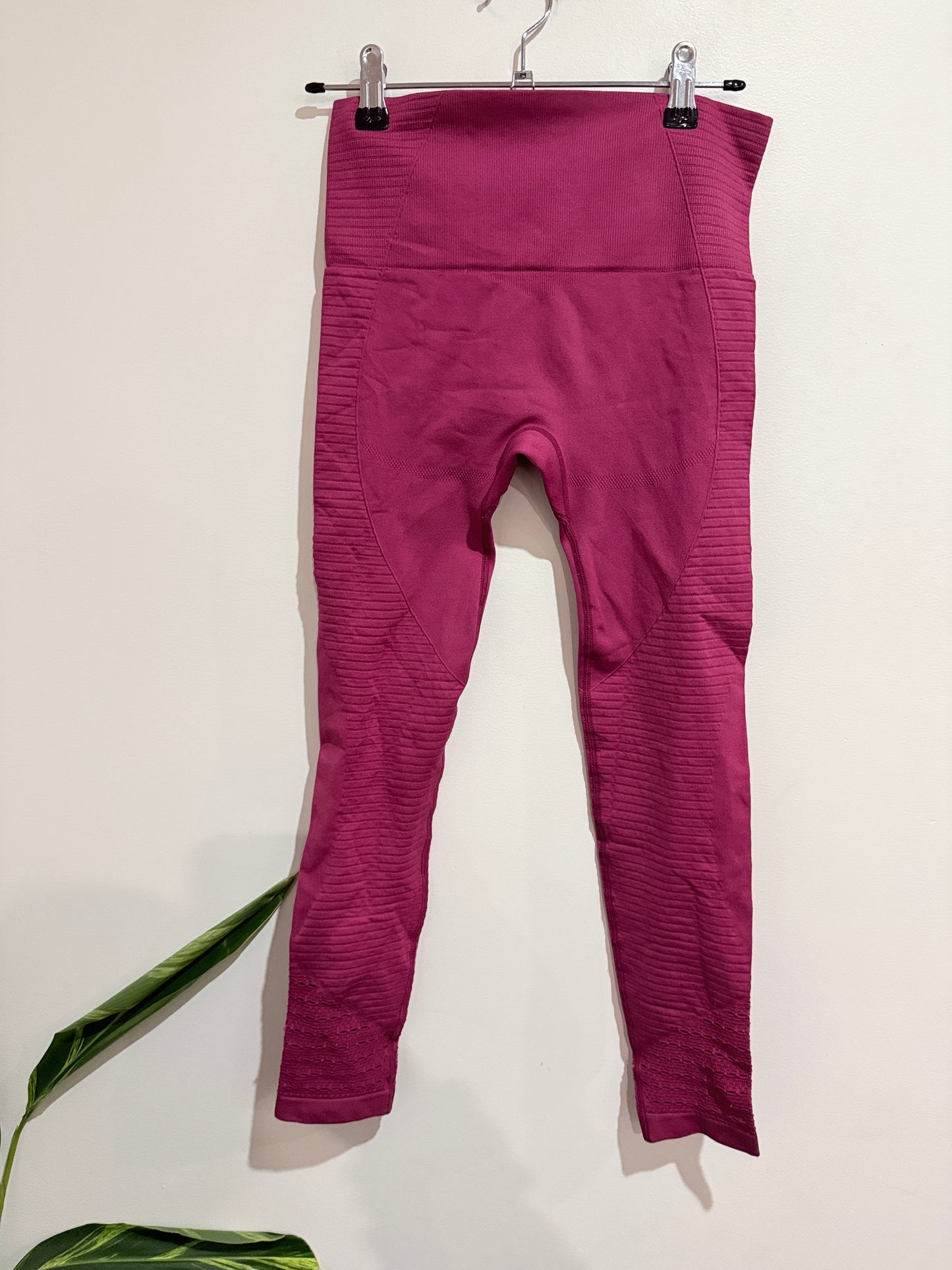 Brand Unknown Seamless Leggings Size S