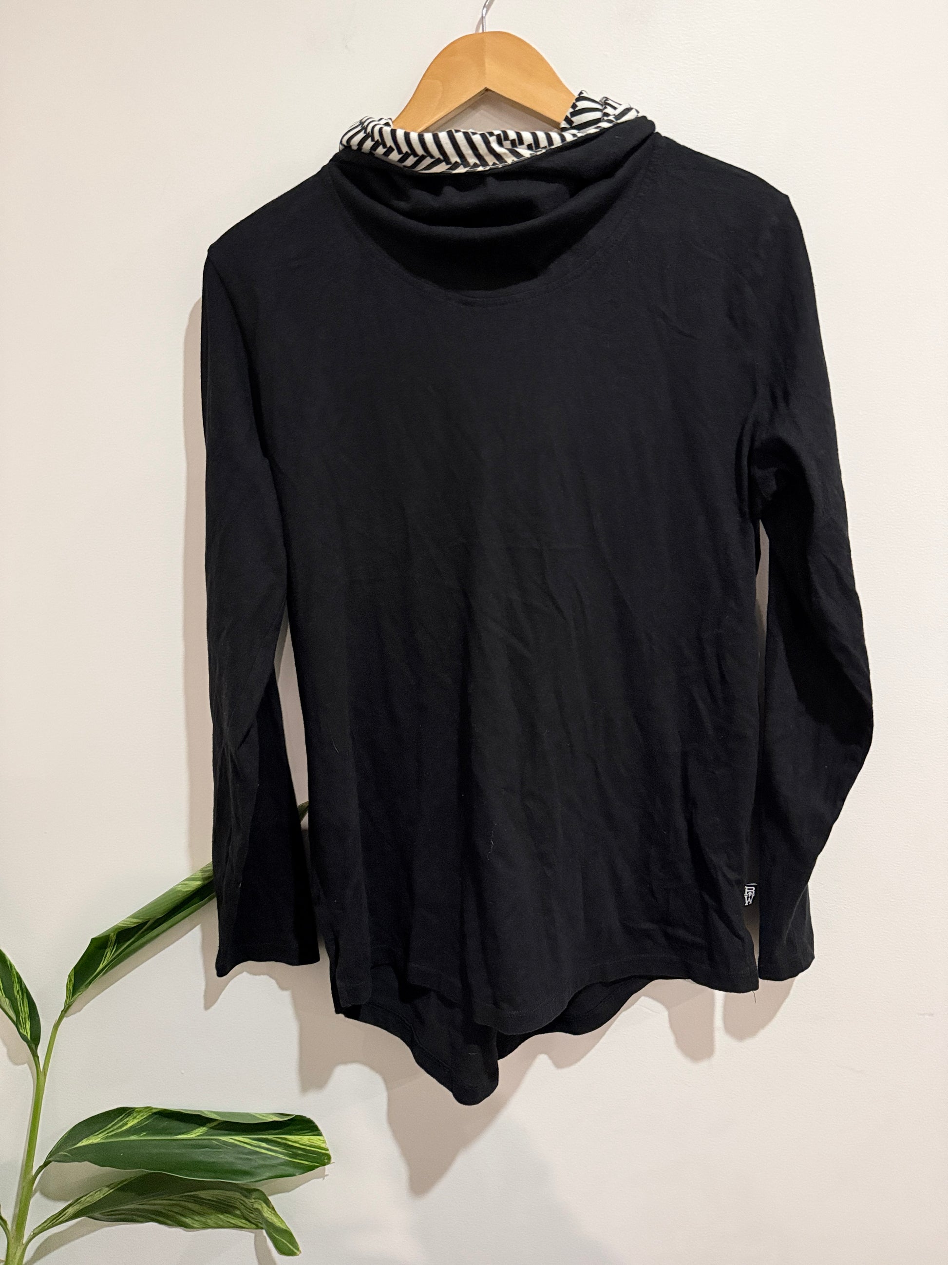Russell Athletic Long-sleeved Top Size 12