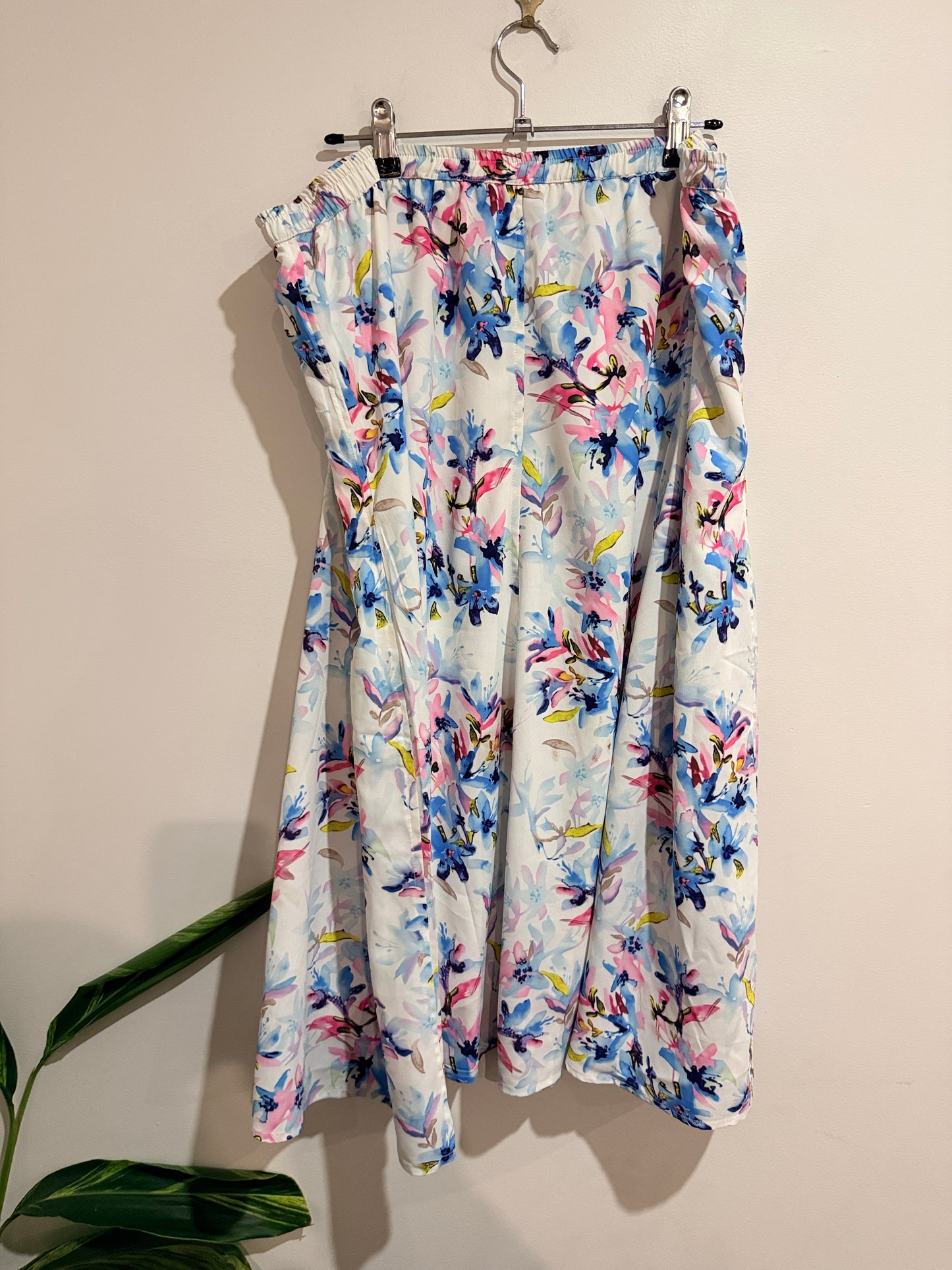 Damart Floral Midi Skirt Size 16