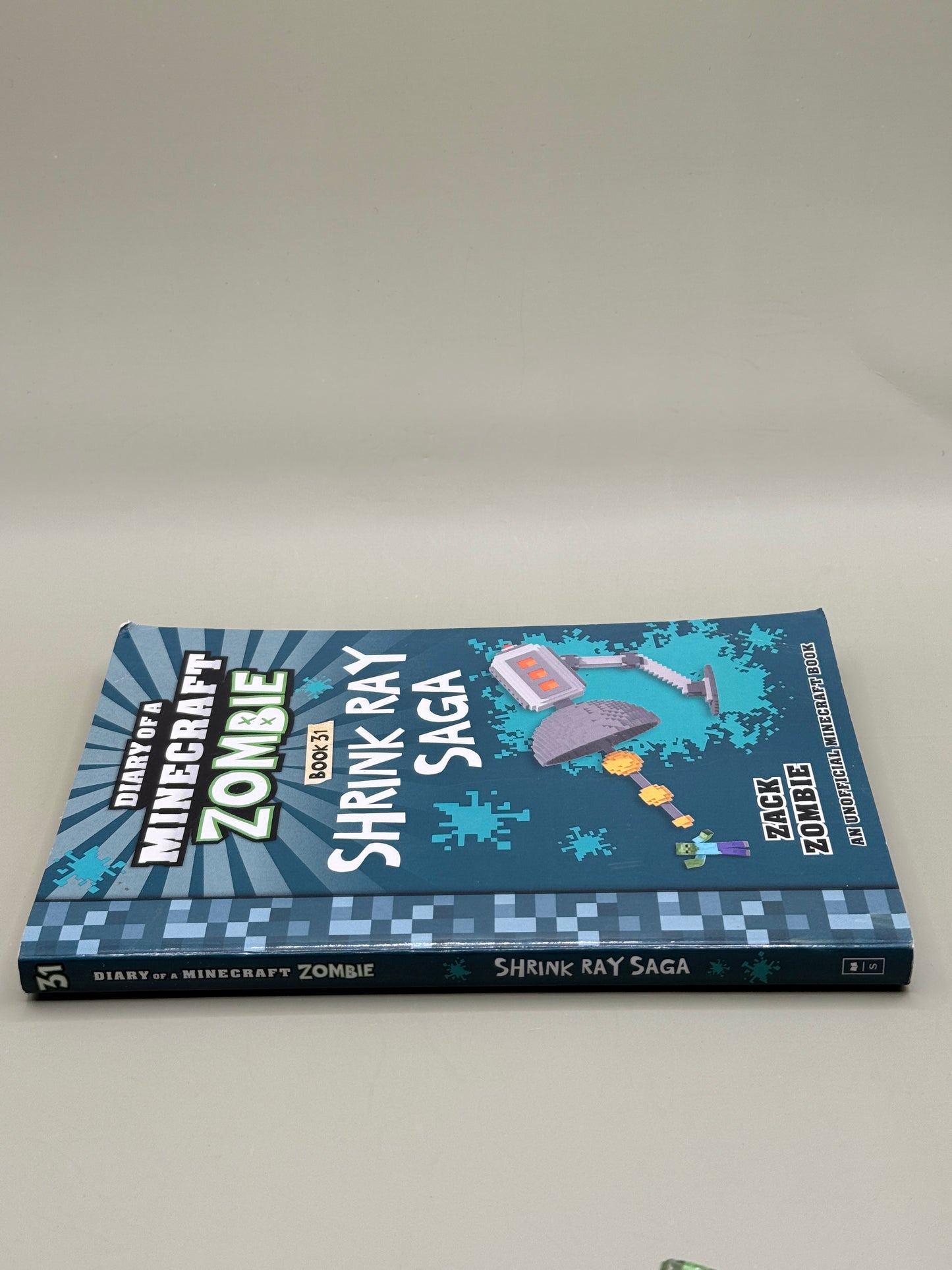 Diary of a Minecraft Zombie: Shrink Ray Saga (Book 31) by Zack Zombie