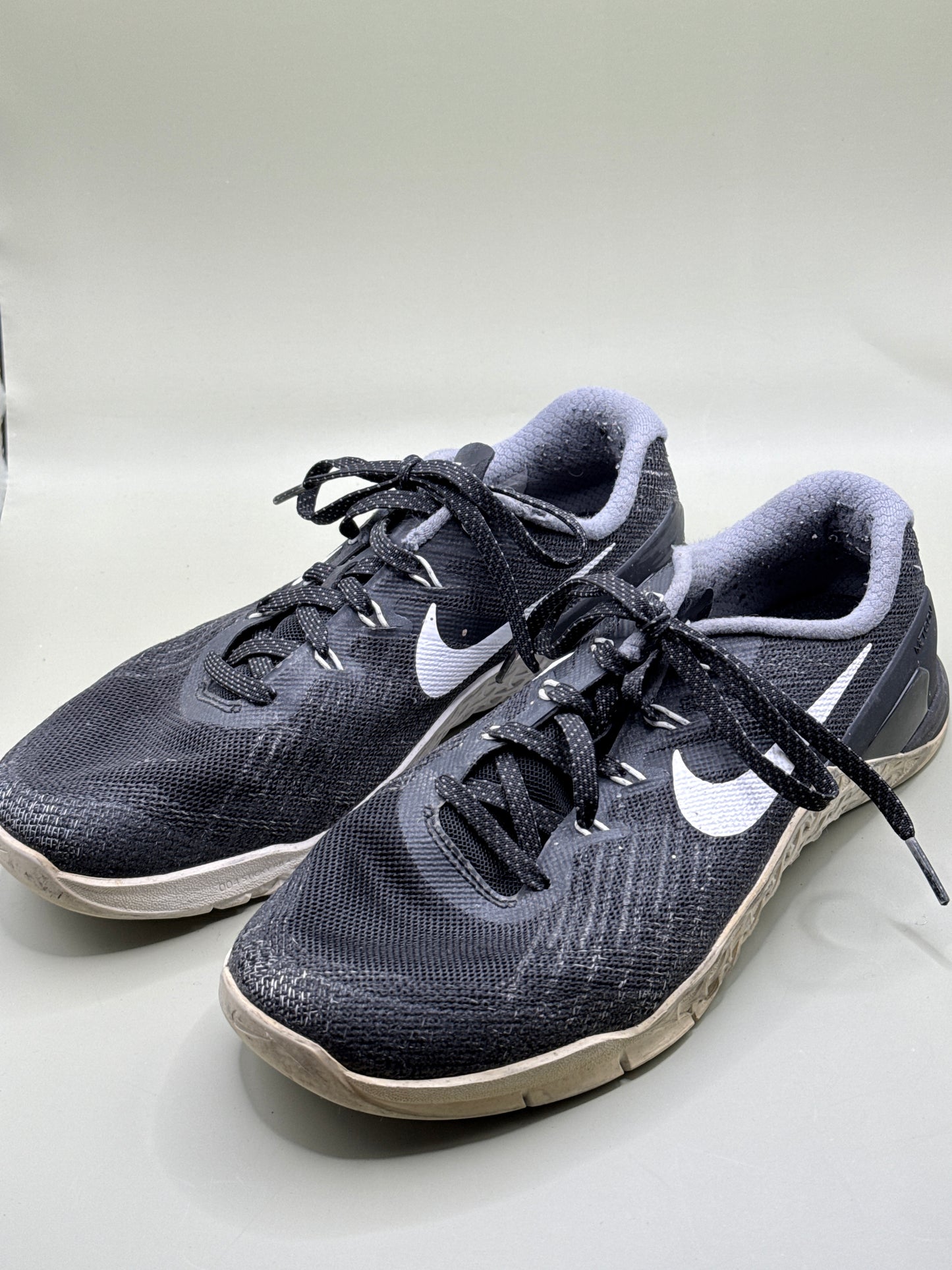 Nike Metcon Training Shoes – Women's US 7.5 / EU 38.5