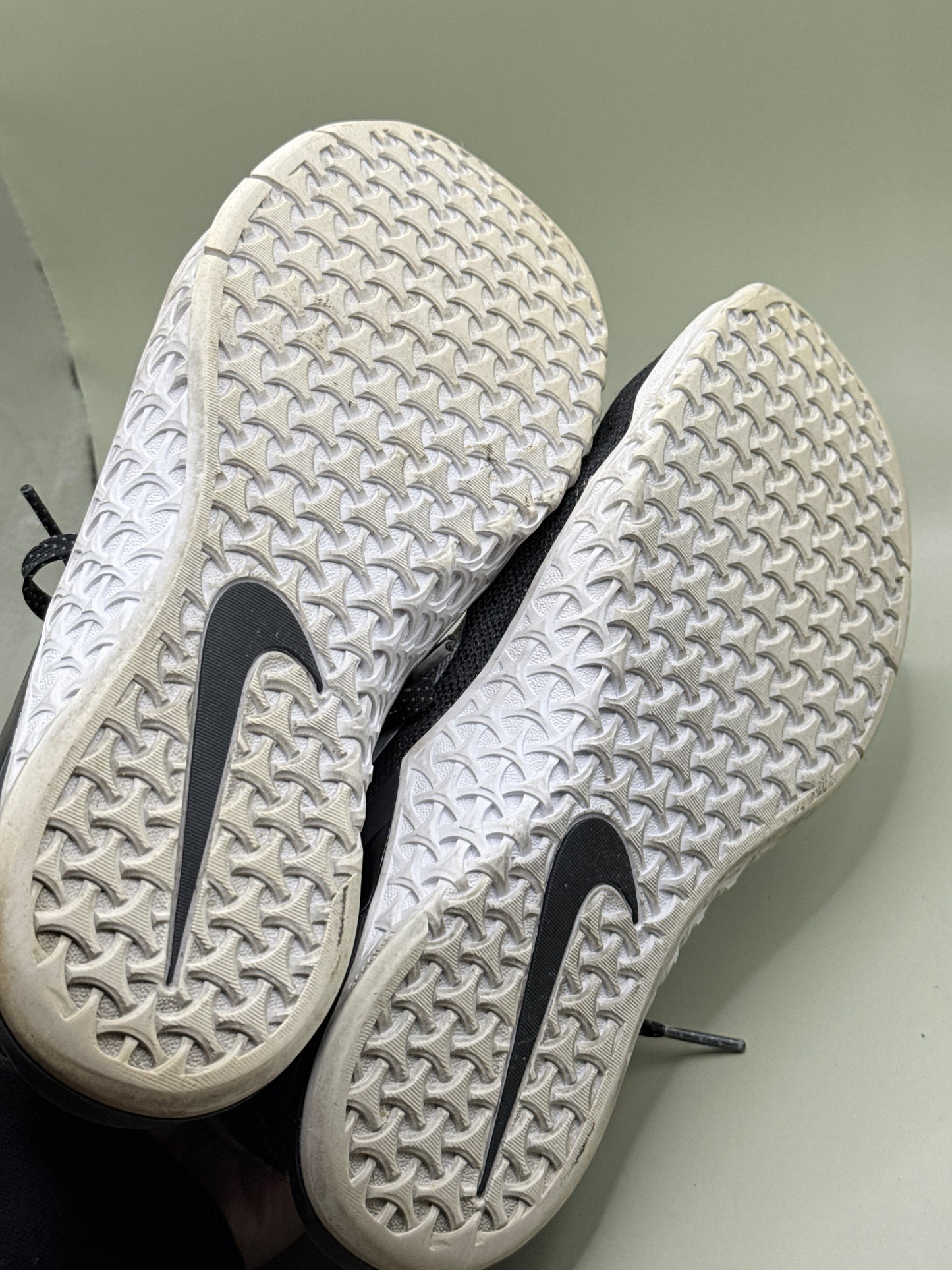 Nike Metcon Training Shoes – Women's US 7.5 / EU 38.5