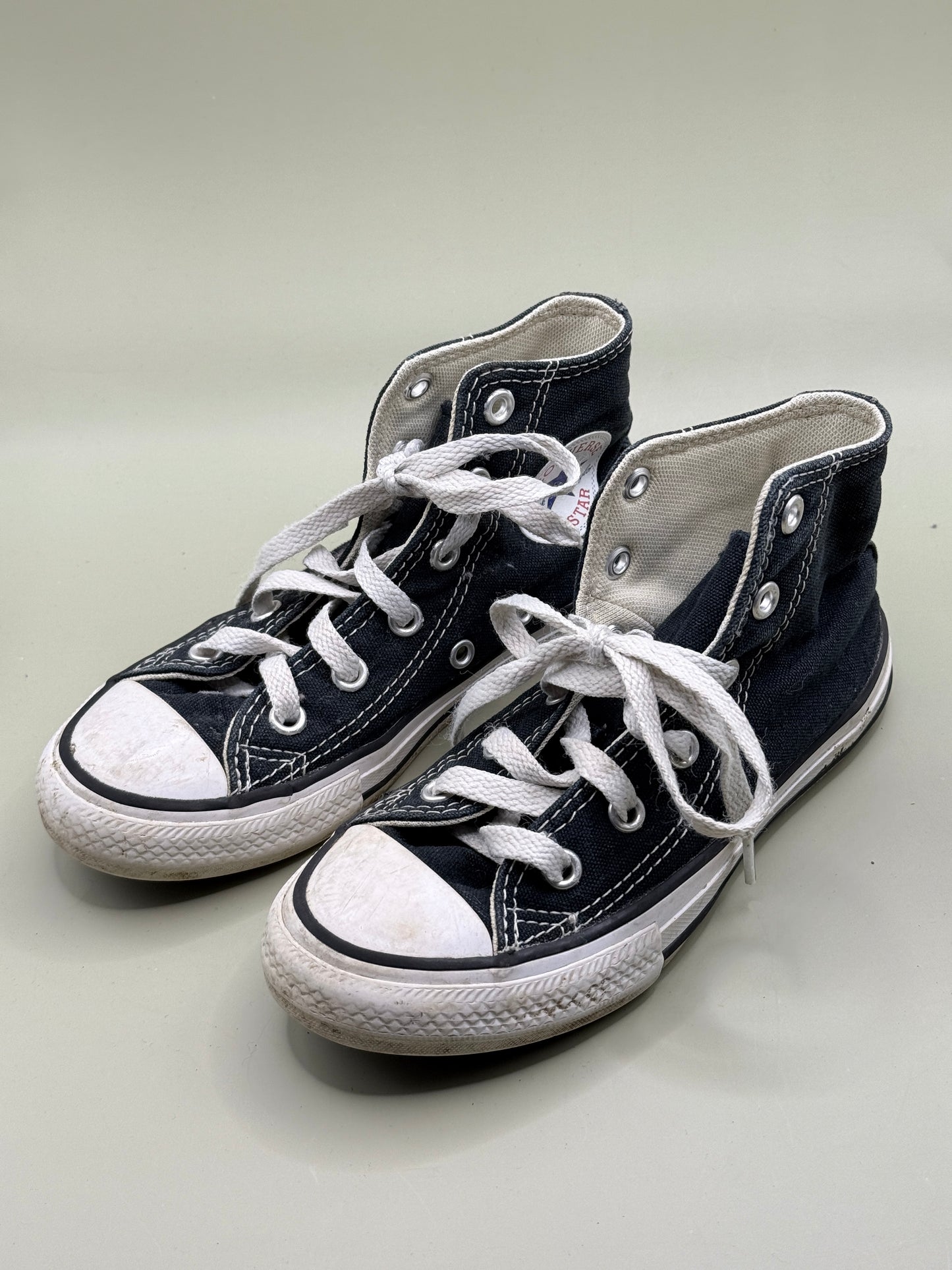 Converse All Star High Top Sneakers – Youth / Kids US 12