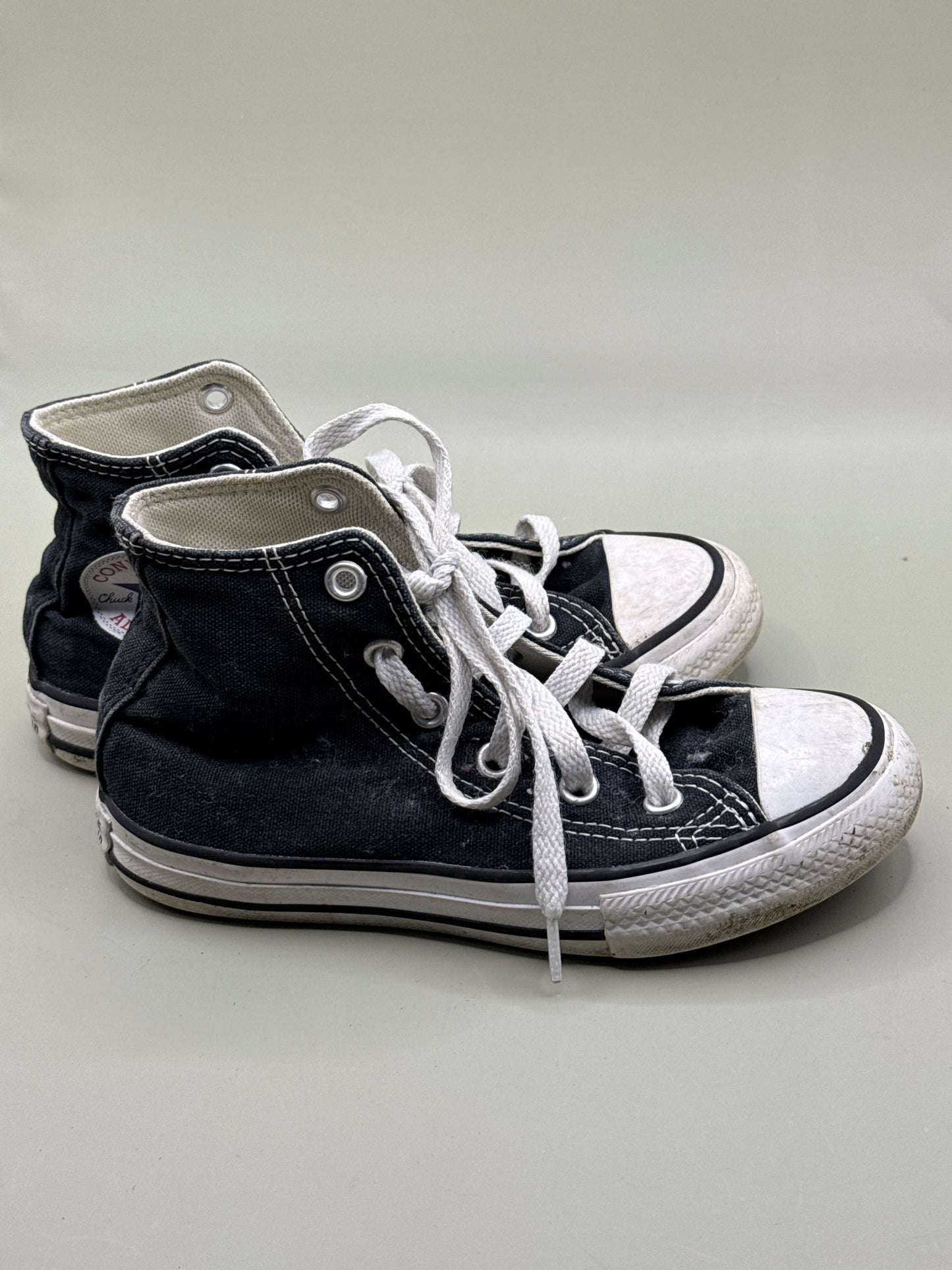 Converse All Star High Top Sneakers – Youth / Kids US 12