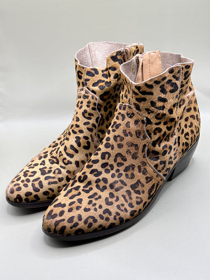 Limited Edition Chicago Boots – Leopard Print Ankle Boots – Women's Size 8