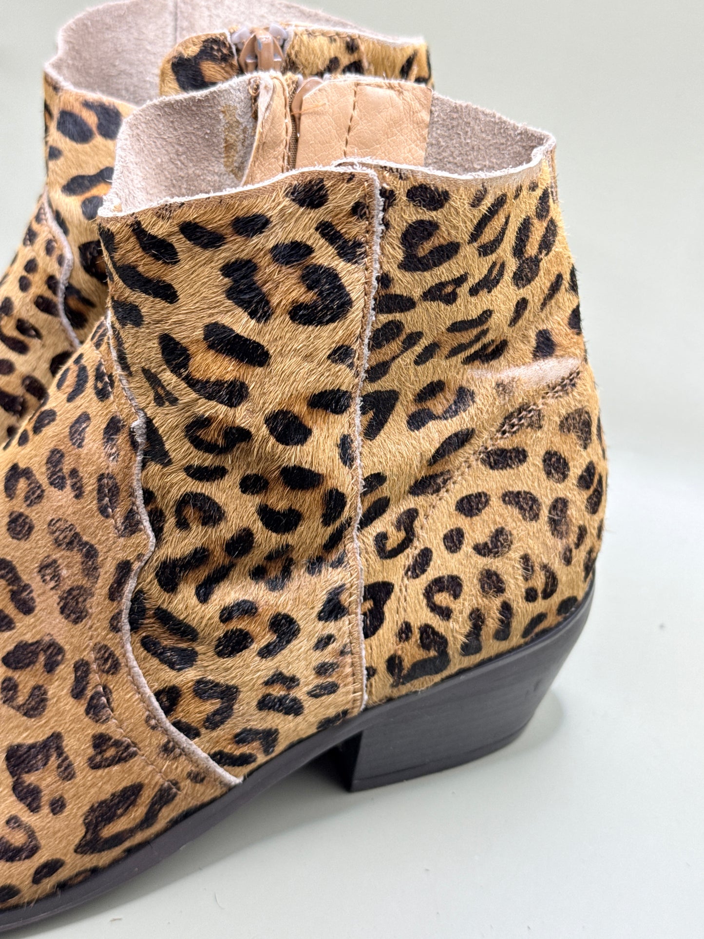 Limited Edition Chicago Boots – Leopard Print Ankle Boots – Women's Size 8