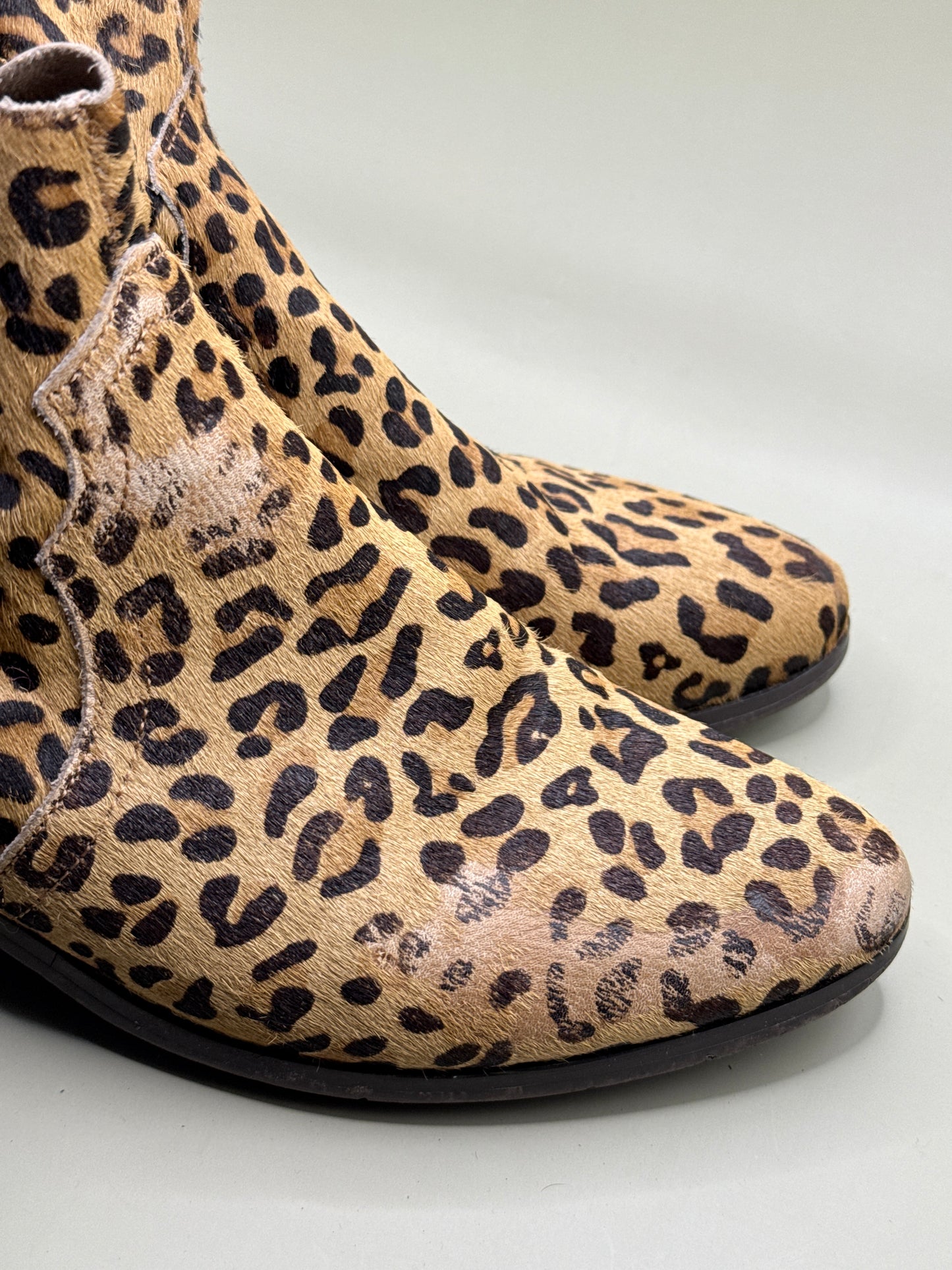 Limited Edition Chicago Boots – Leopard Print Ankle Boots – Women's Size 8