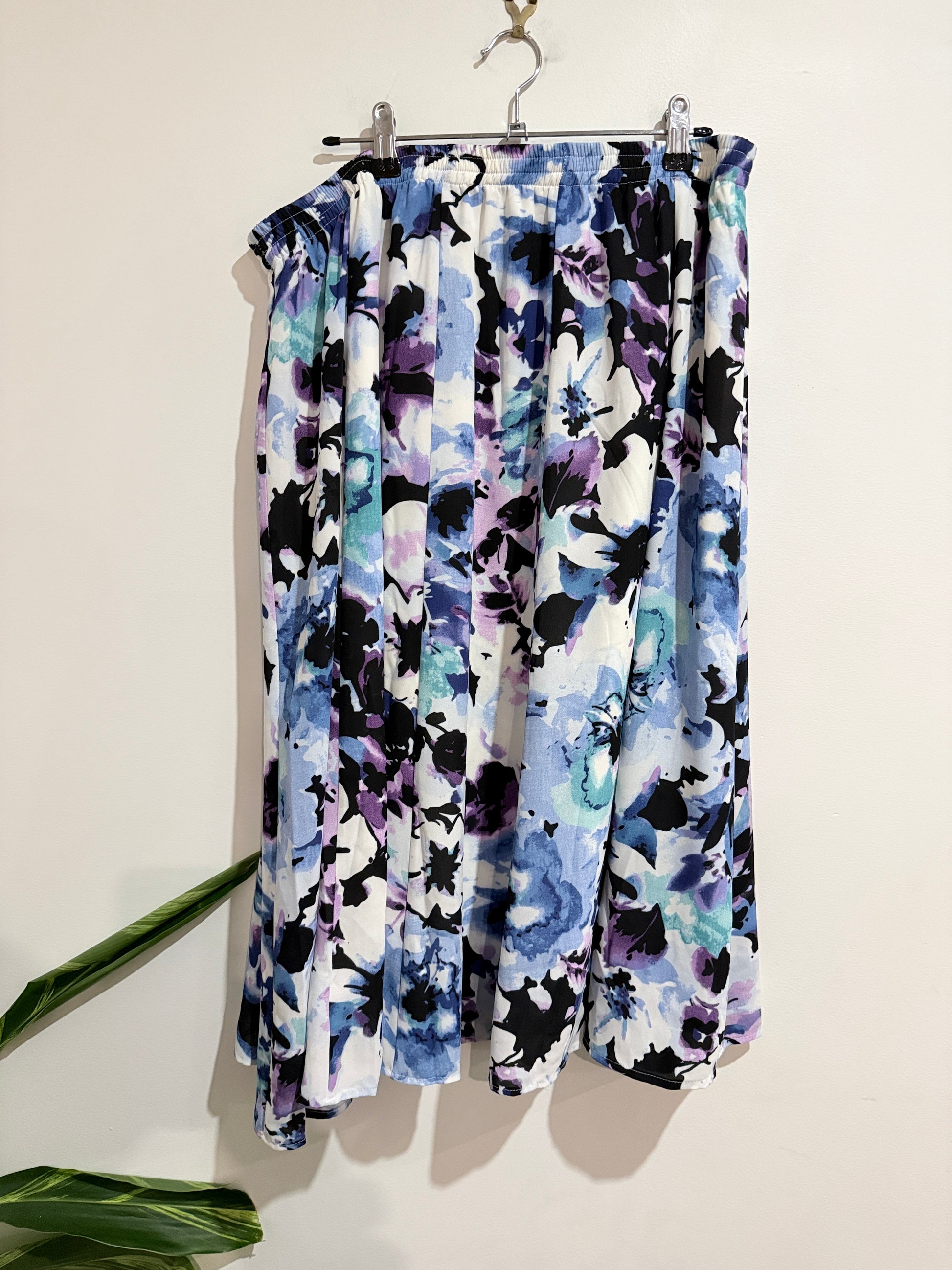 Damart Floral Print Skirt Size 18