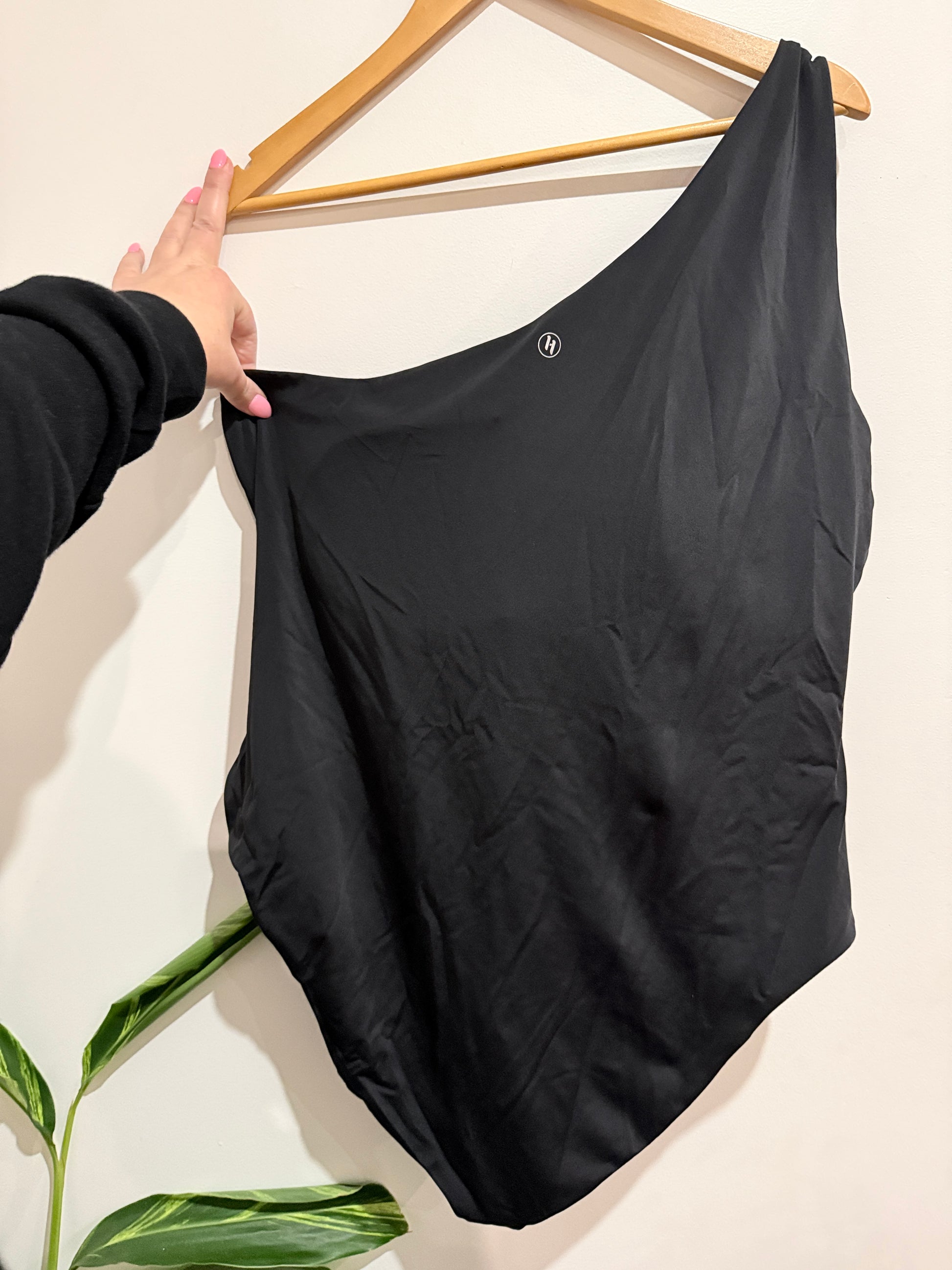 Hine (NZ Designed) One-shoulder Bodysuit Size 5XL