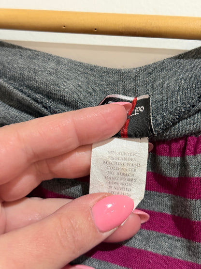 Agacpi.too Striped Off-the-shoulder Size U/Arm to U/Arm 36cm