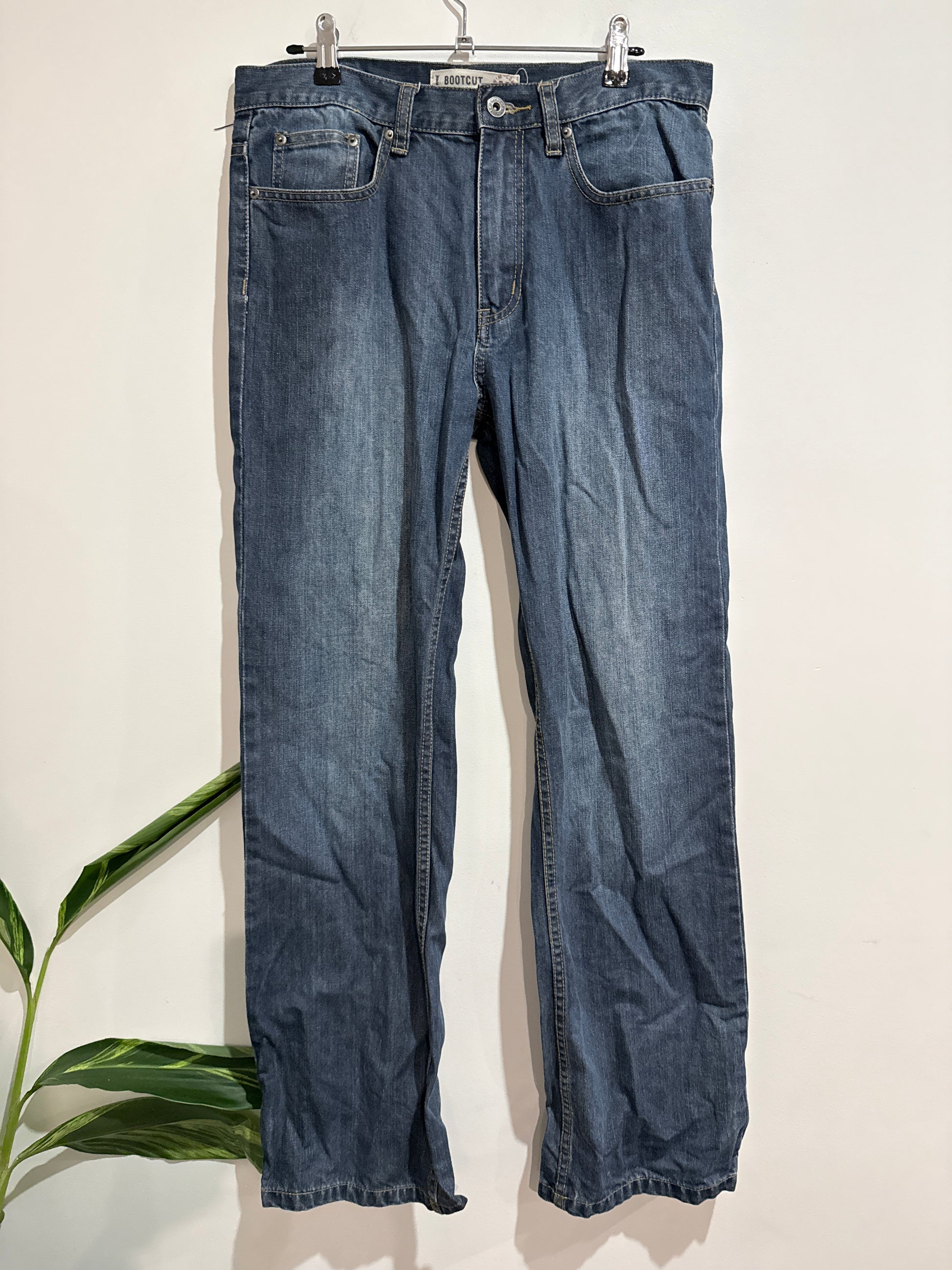 Jeanswest Wide Fit Jeans Size 32