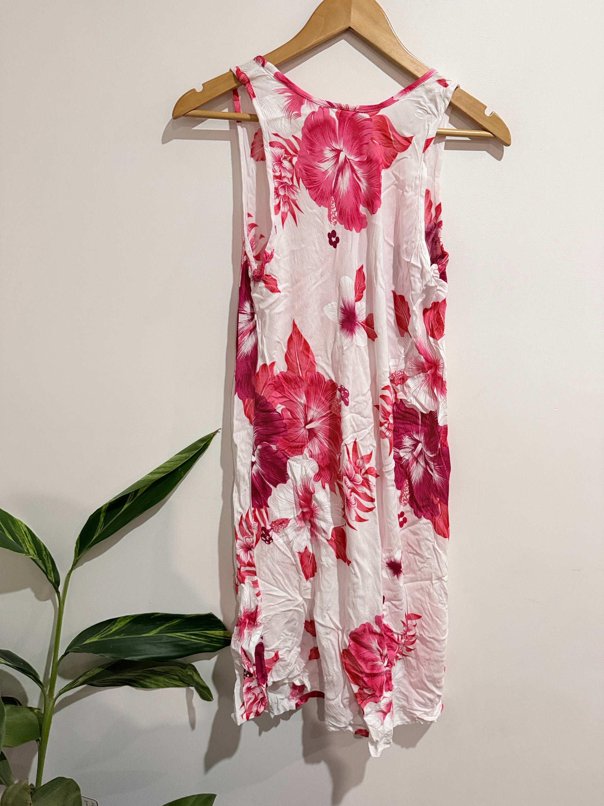 Totoka Floral Pattern Sleeveless Dress Size U/Arm to U/Arm 48cm