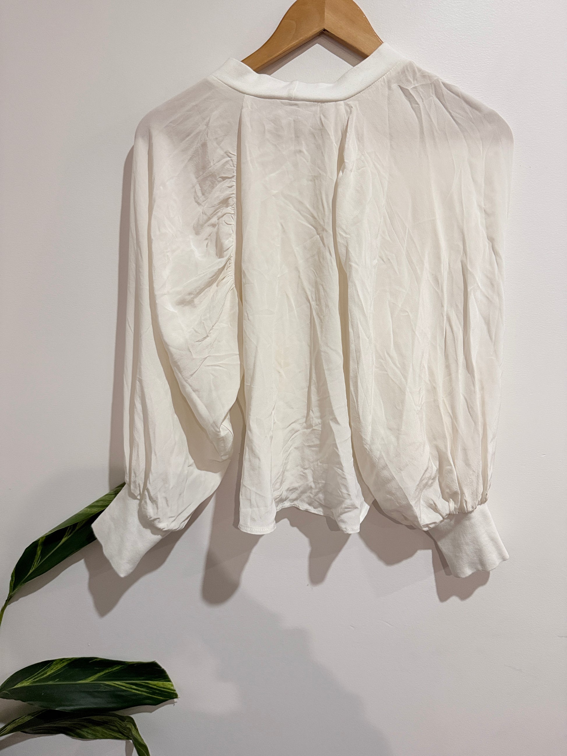WANOAFOUR Long-sleeve Top Size 8
