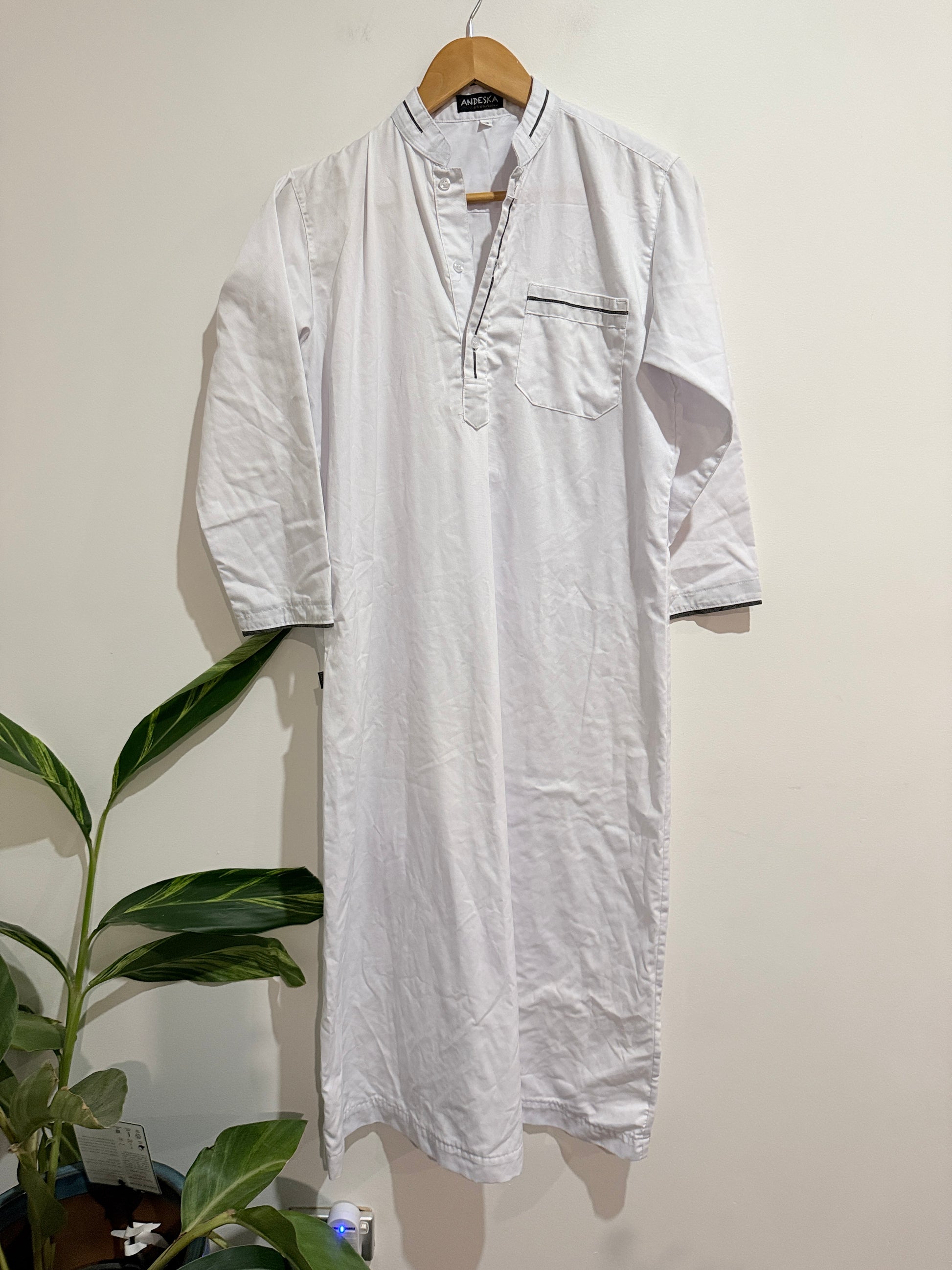 Andeska Thobe Size 12 | U/Arm to U/Arm 51cm