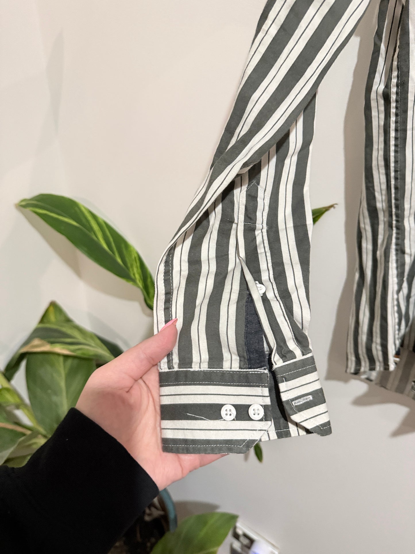 Tommy Hilfiger Vertical Striped Long-sleeve Shirt Size M