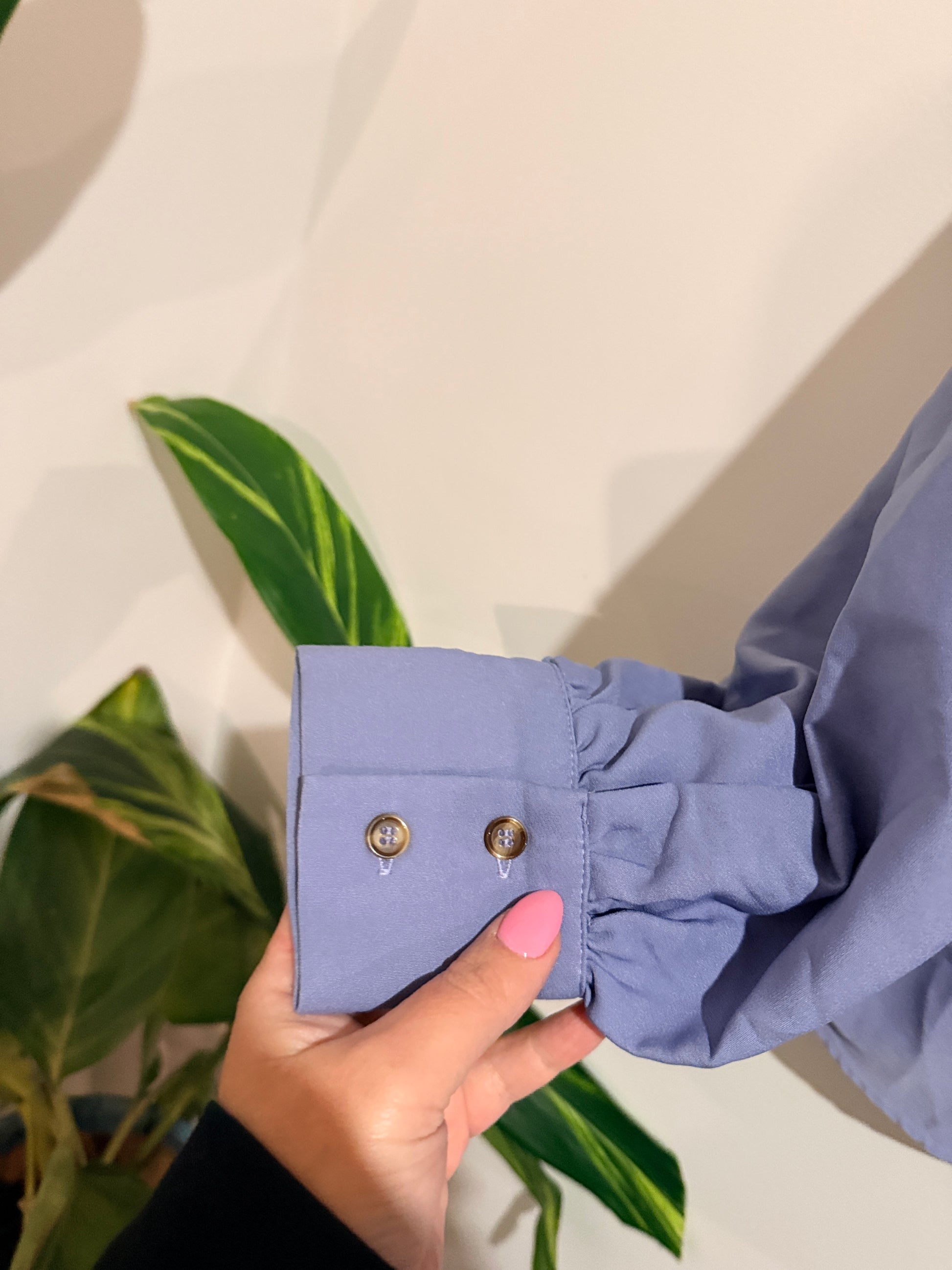 In The Style Oversized Button-down Shirt Size 10 | U/Arm to U/Arm 56cm
